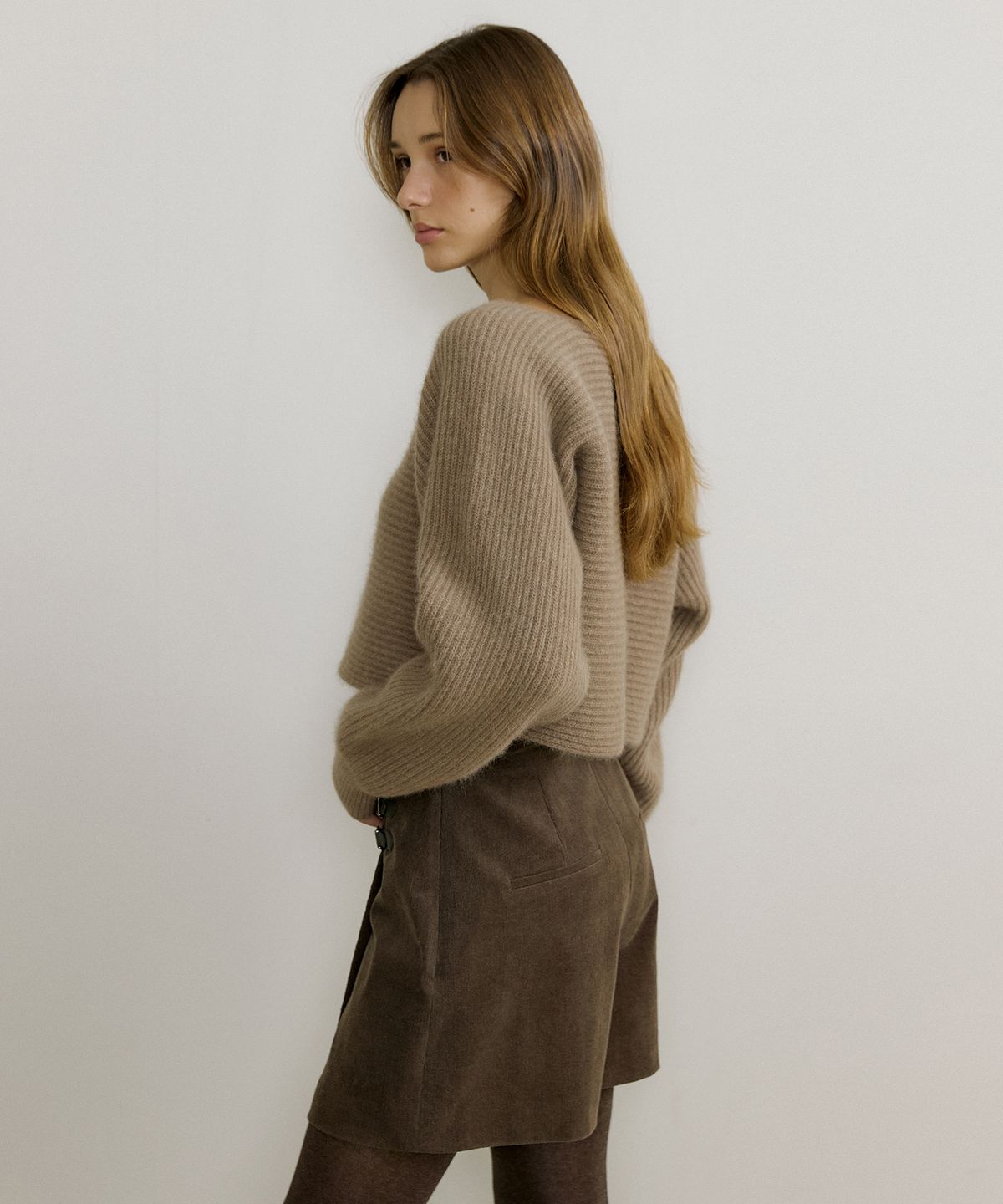 오떼뜨(OCTETTE) CORDUROY BOUCLE WRAP SHORTS_2COLOR