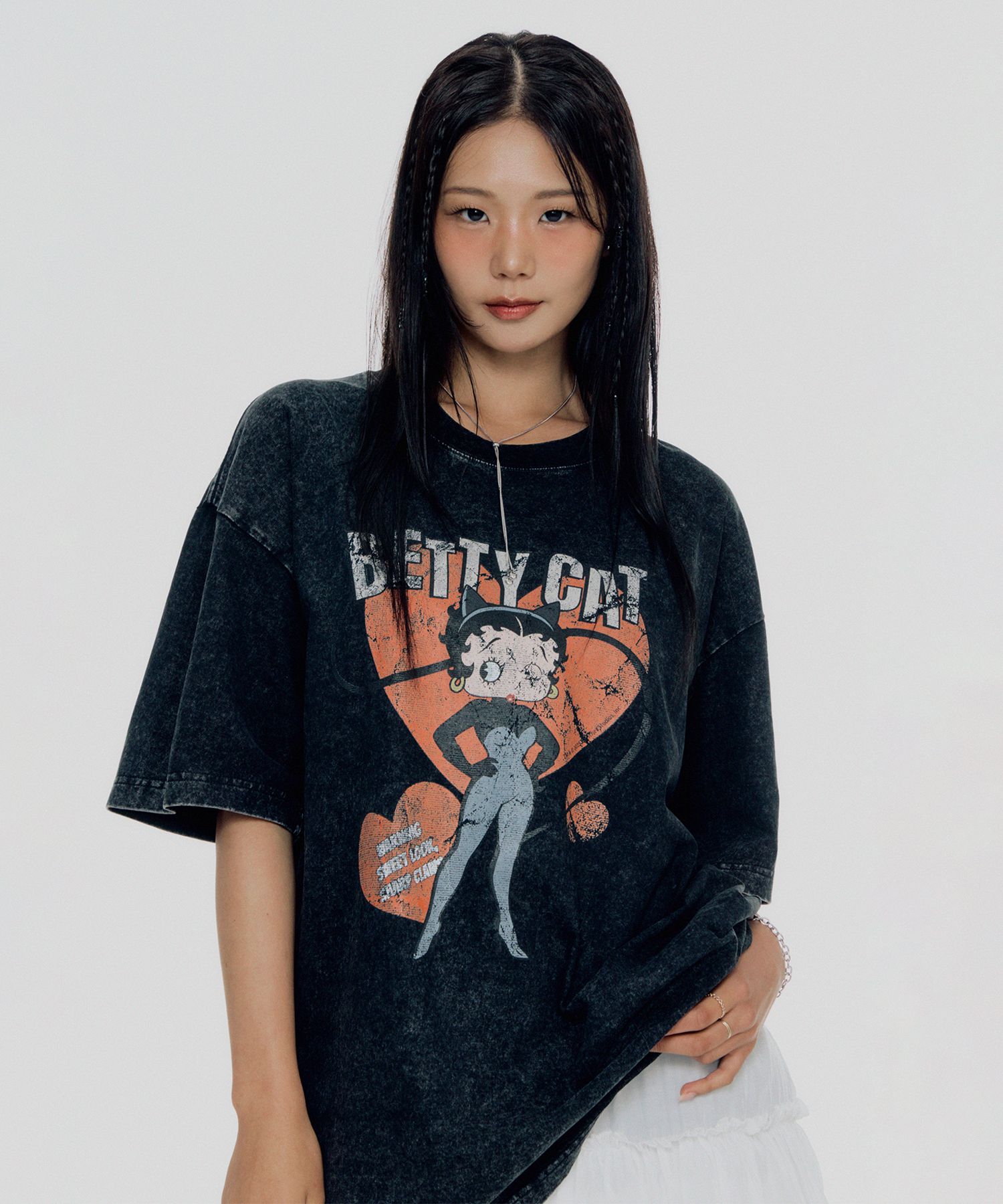 Tシャツ・カットソー ULKIN CANVAS Betty Boop Featuring Overfit Short Sleeve T-Shi MUSINSA | ULKIN CANVAS Betty Boop Featuring Overfit Short