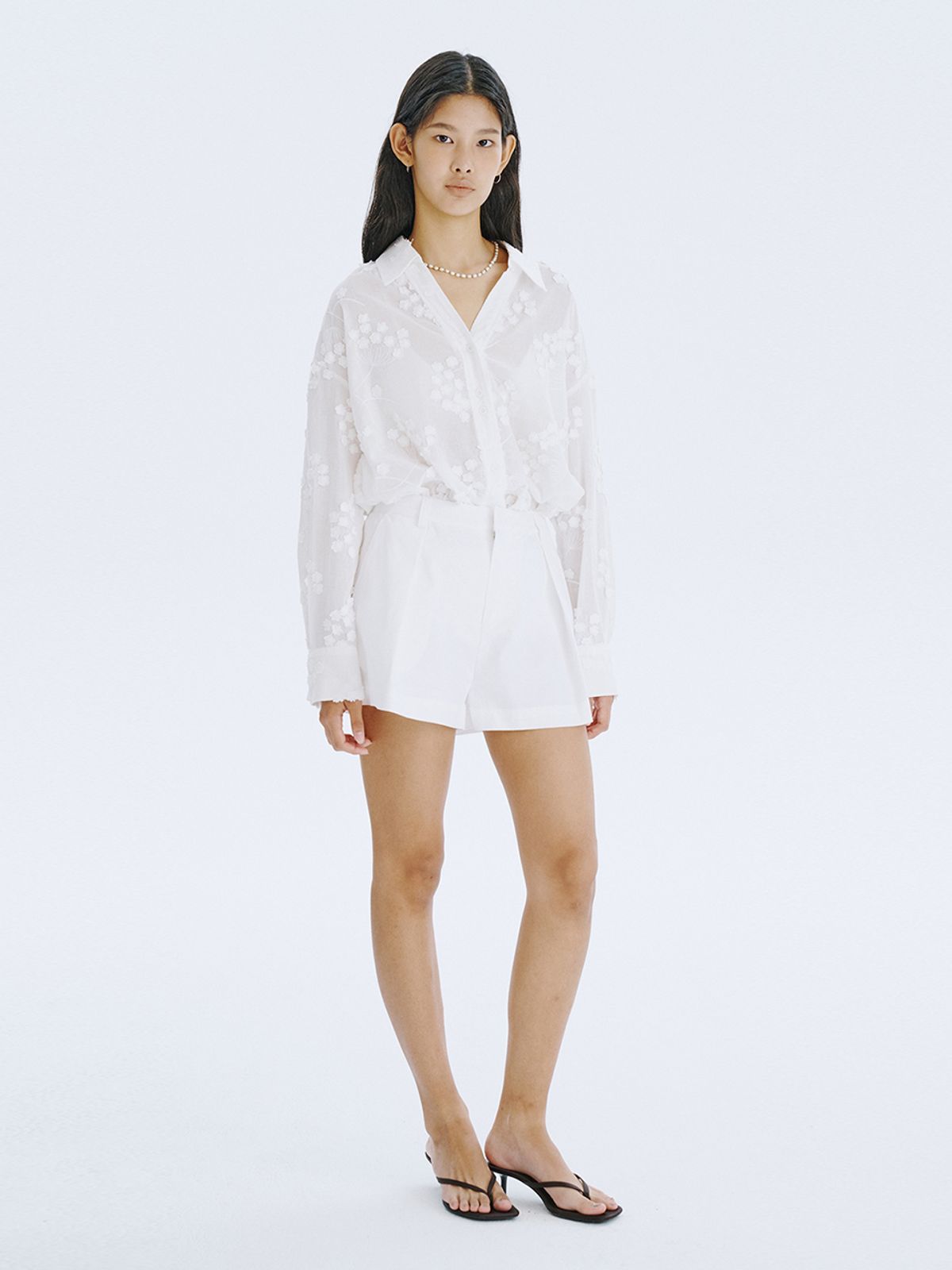 분더캄머(WNDERKAMMER) 25  Tuck Shorts_White