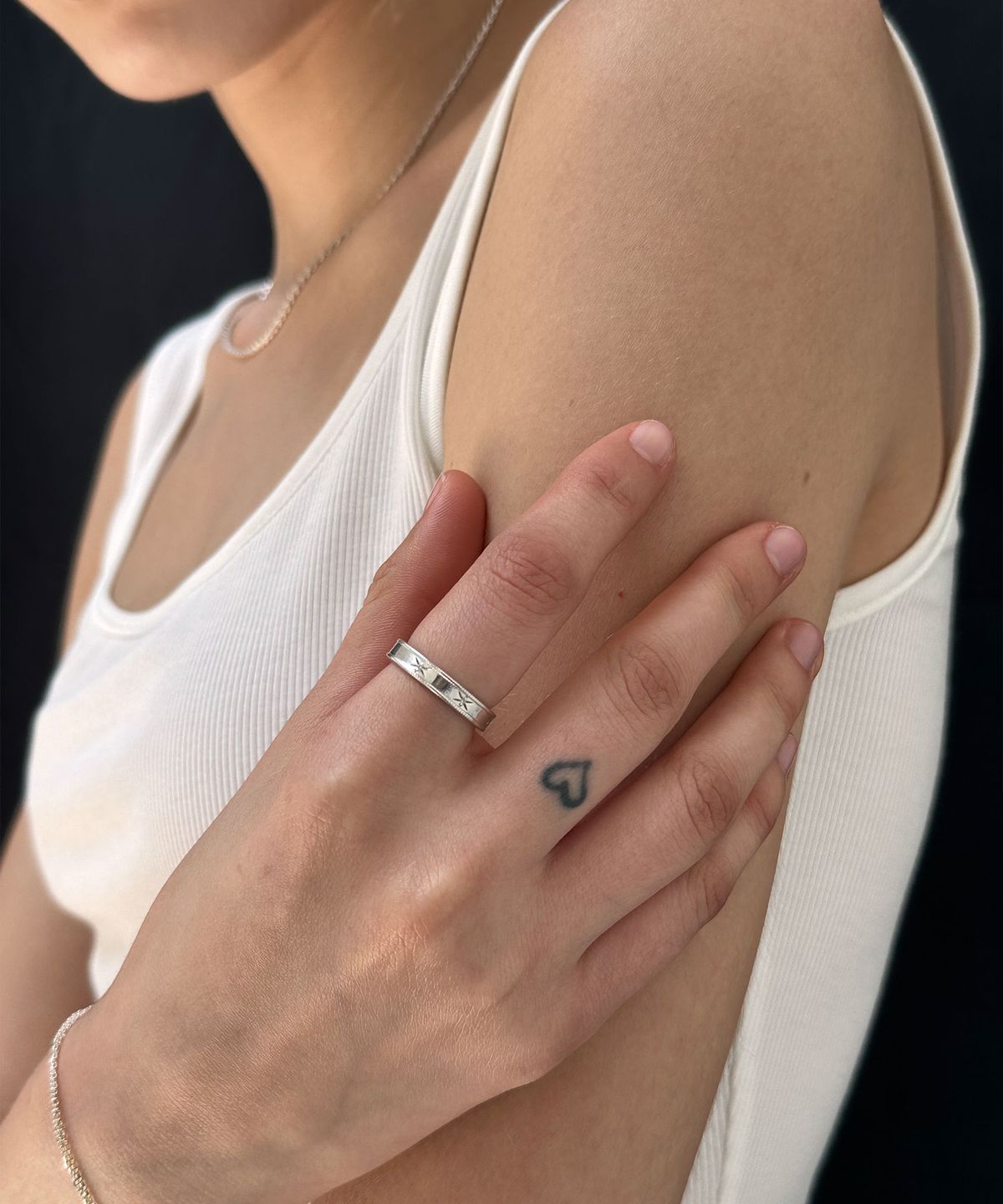 클레멍스 주얼리(CLEMENCE JEWELRY) 플뢰르 카빙 링 01_실버