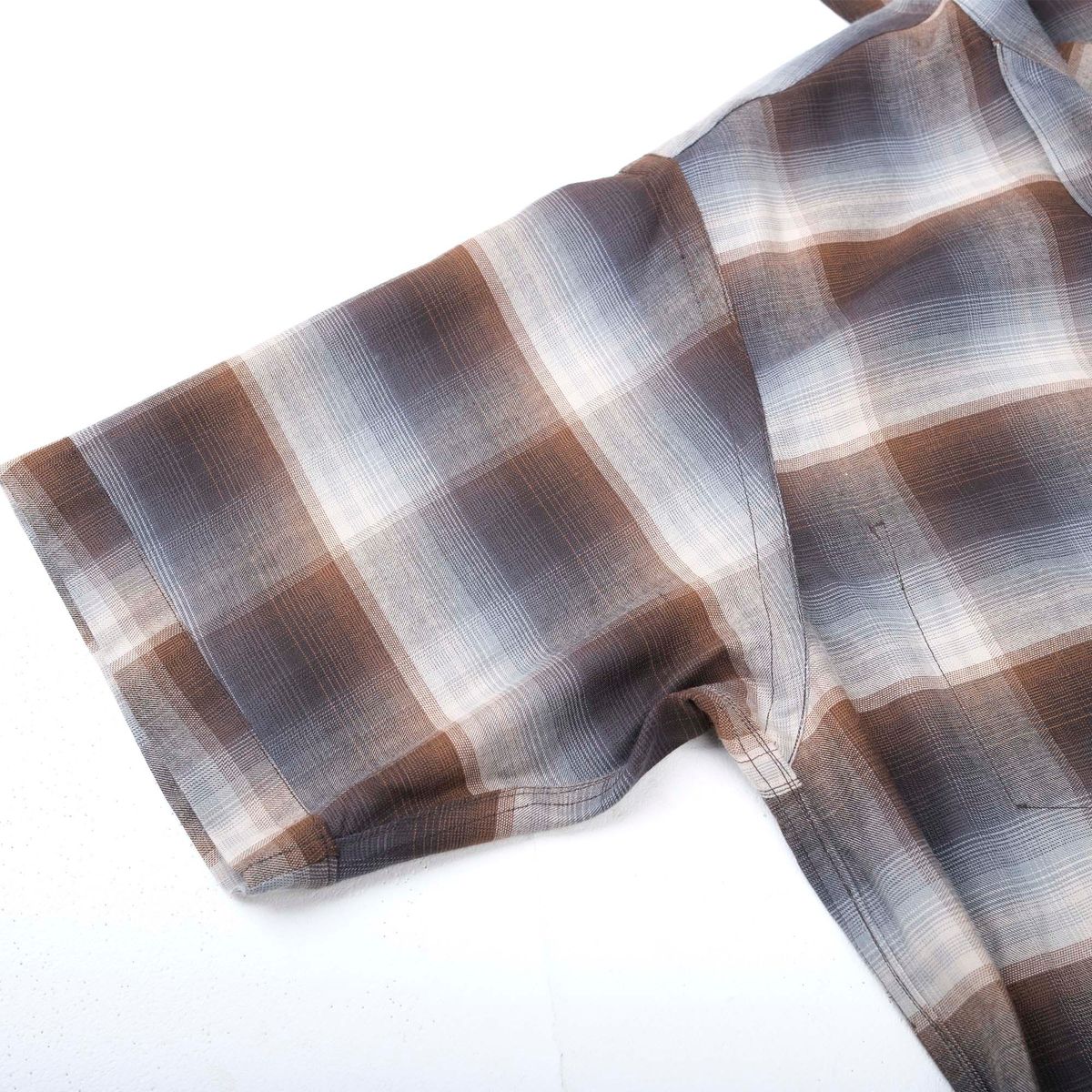본로우(BONRROW) Rayon Half Open Shirts