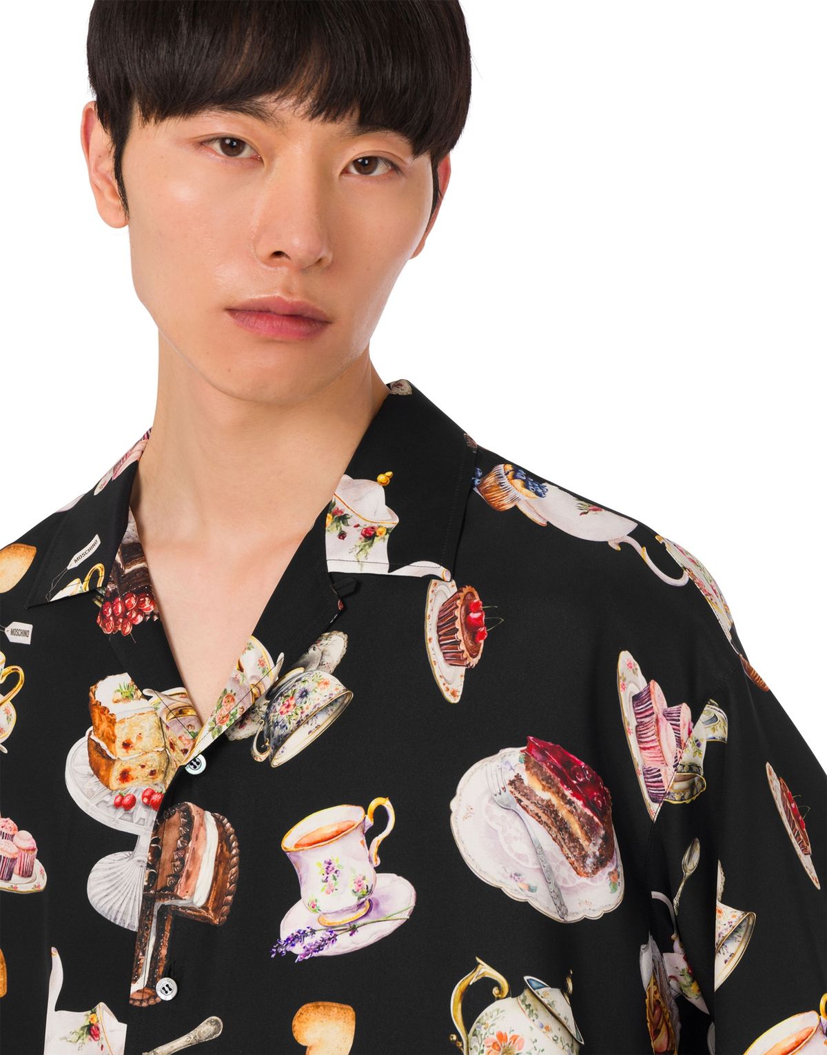 모스키노(MOSCHINO) 티타임 실크 새틴 셔츠
