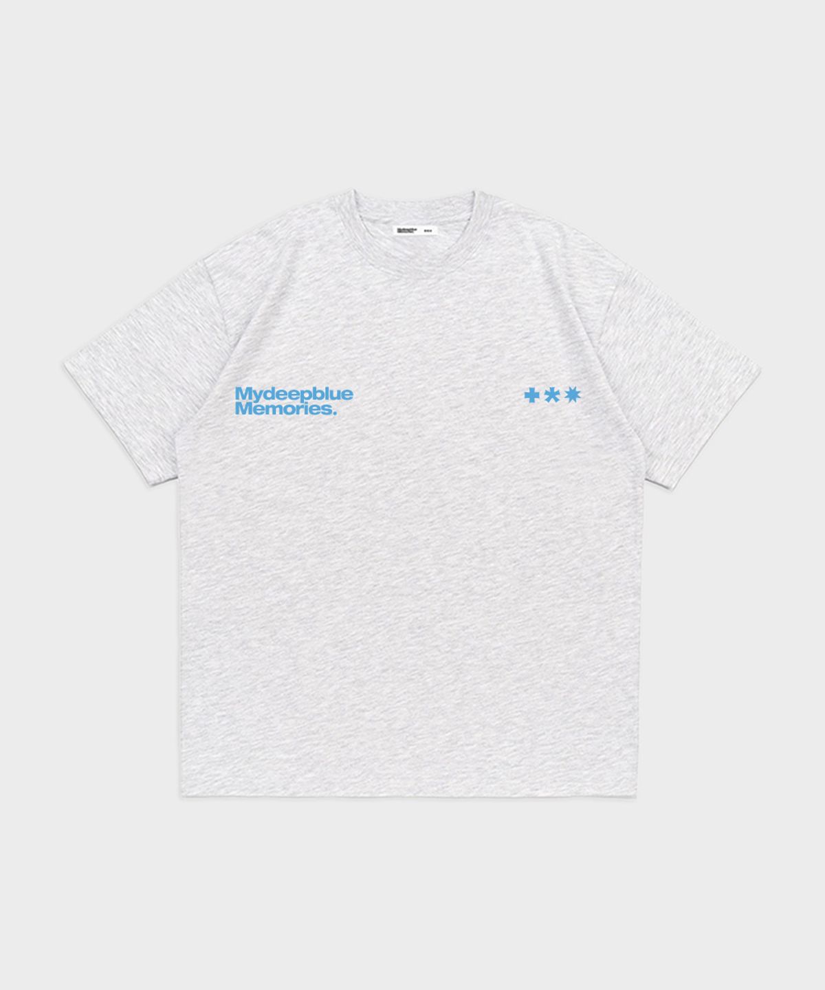마이딥블루메모리즈(MY DEEP BLUE MEMORIES) Mm Symbol Logo T-Shirts (LIGHT GREY / SKY)