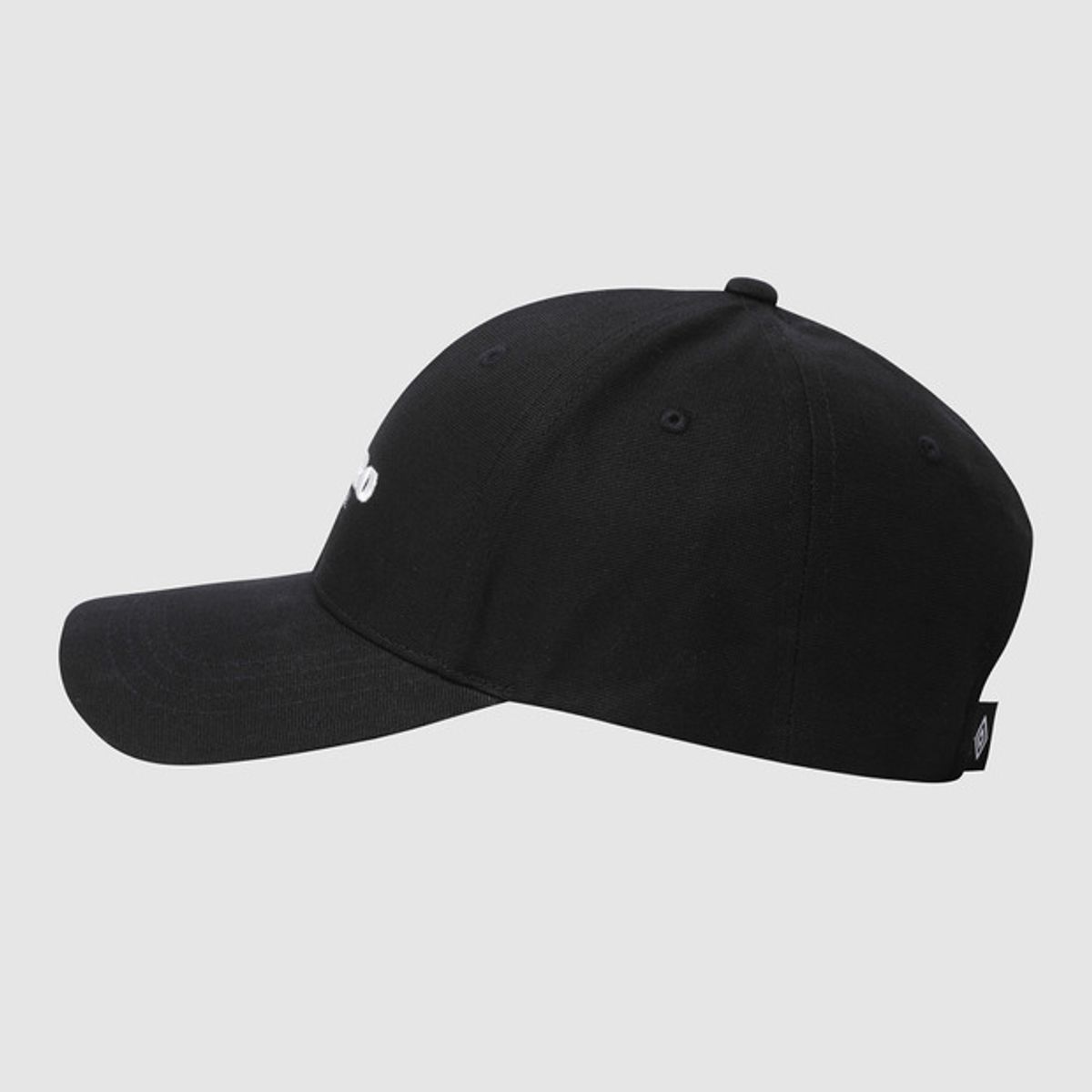 엄브로(UMBRO) 에센셜 하드 볼캡 블랙(UQ323CCP96)
