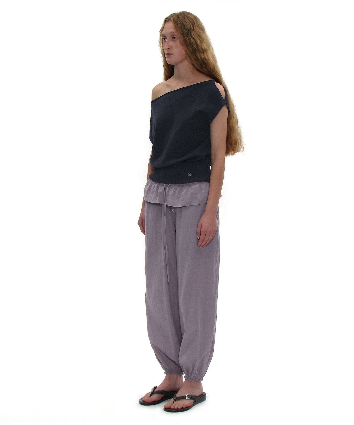 MUSINSA | PARTIMENTO WOMEN Slit Off-Shoulder Knit Top_Navy