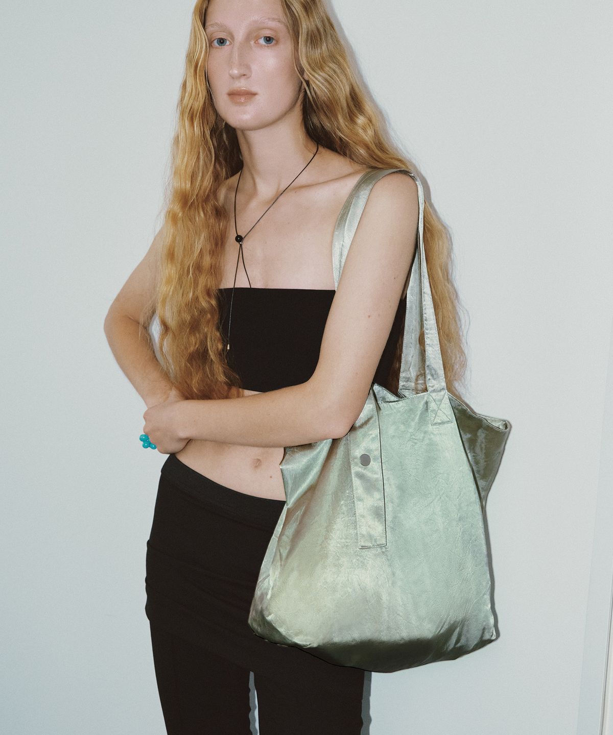 태서울(TAESEOUL) Leaf lounge bag (Green)