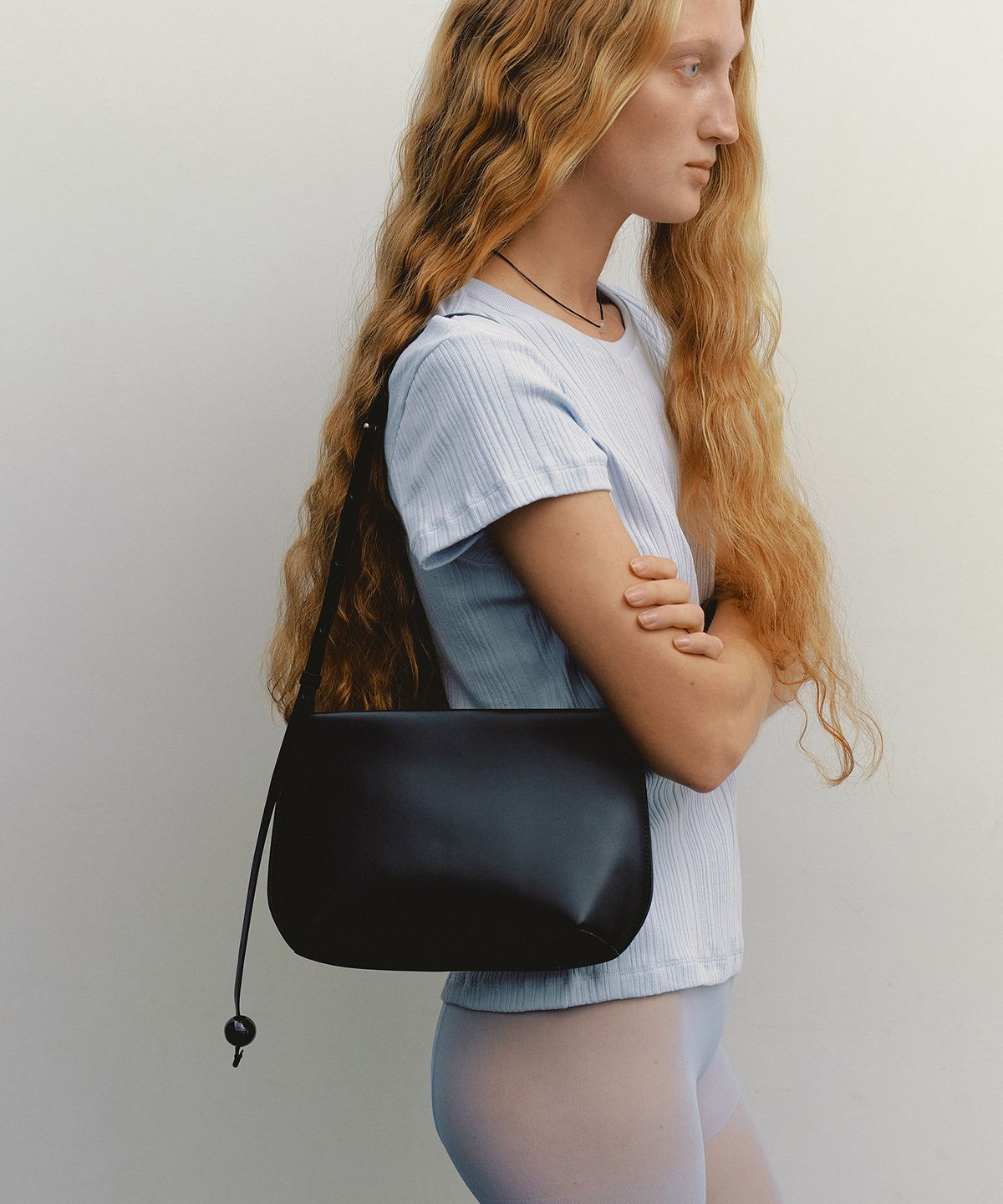 태서울(TAESEOUL) Pebble shoulder bag (Black)