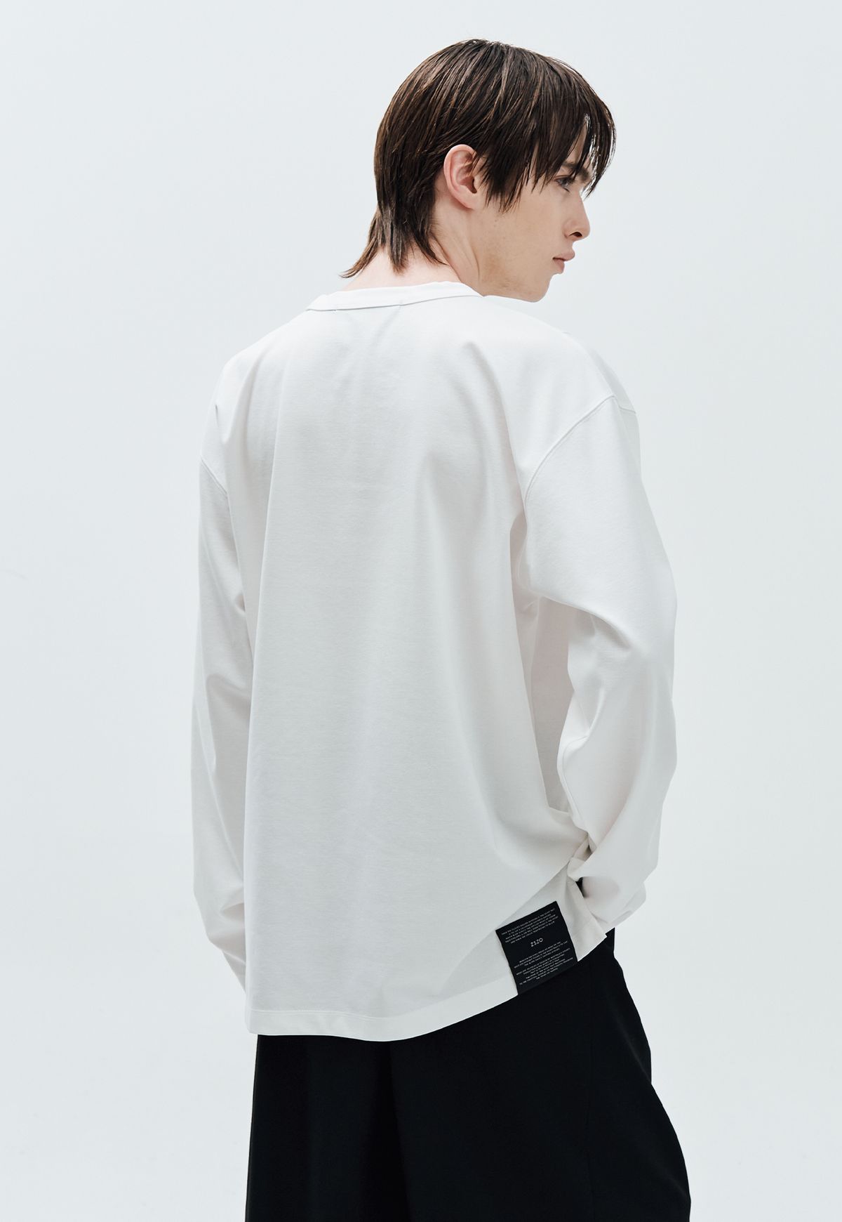 지오송지오(ZIOSONGZIO) 타임리스 롱 슬리브 화이트 ZH5TS594WH