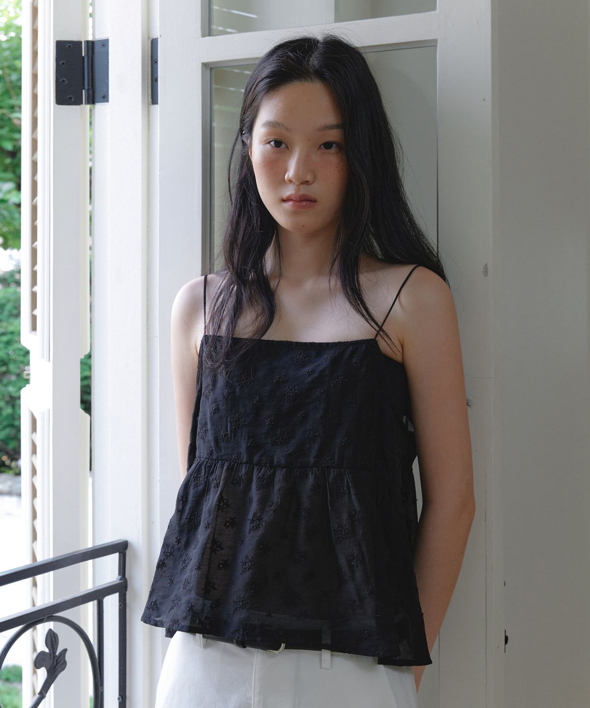 유라고(URAGO) Flower sheer bustier