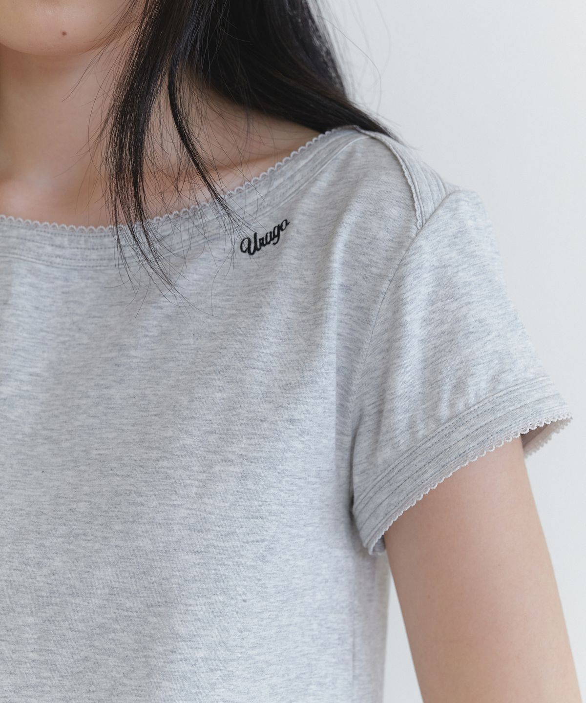 유라고(URAGO) Lace boatneck crop t-shirt