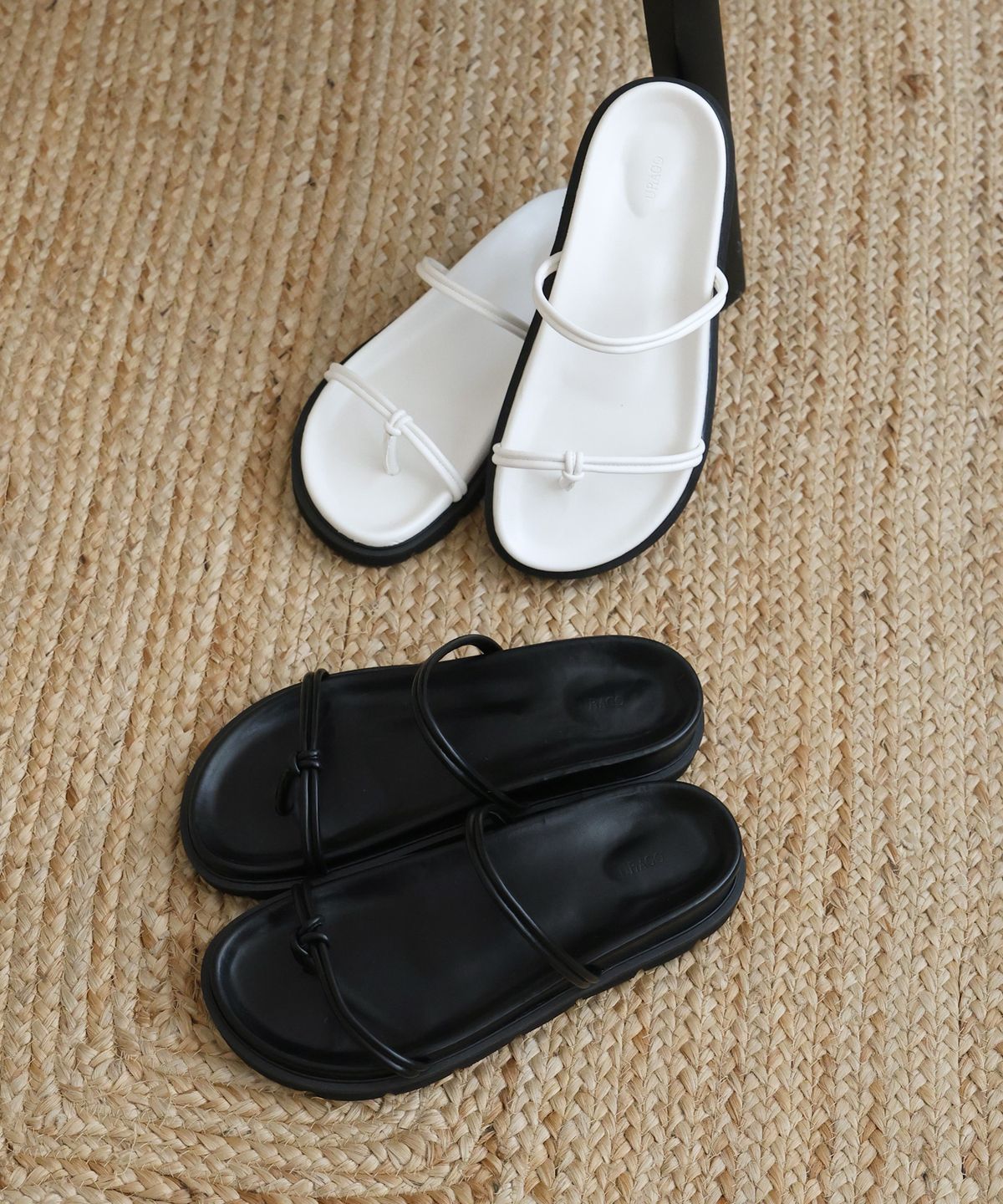 유라고(URAGO) Strap slippers