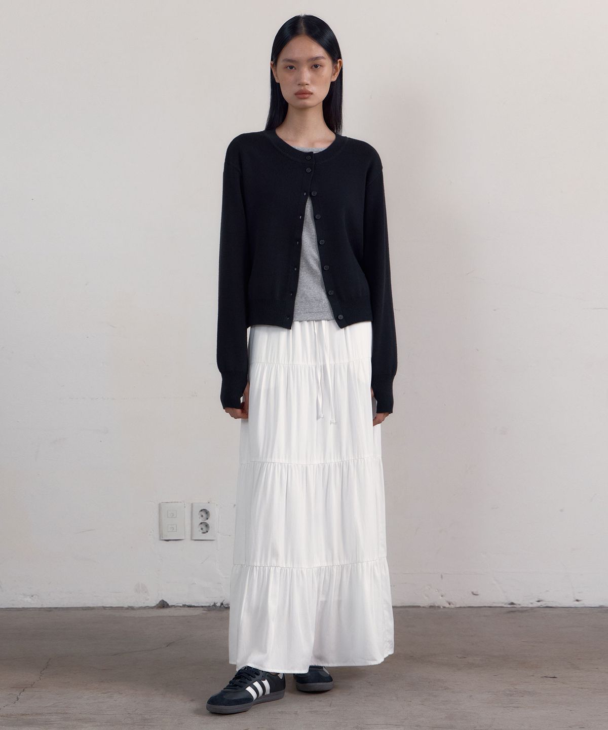 38컴온커먼(38COMEONCOMMON) Shirring Tiered Banding Skirts (White) - Short Length