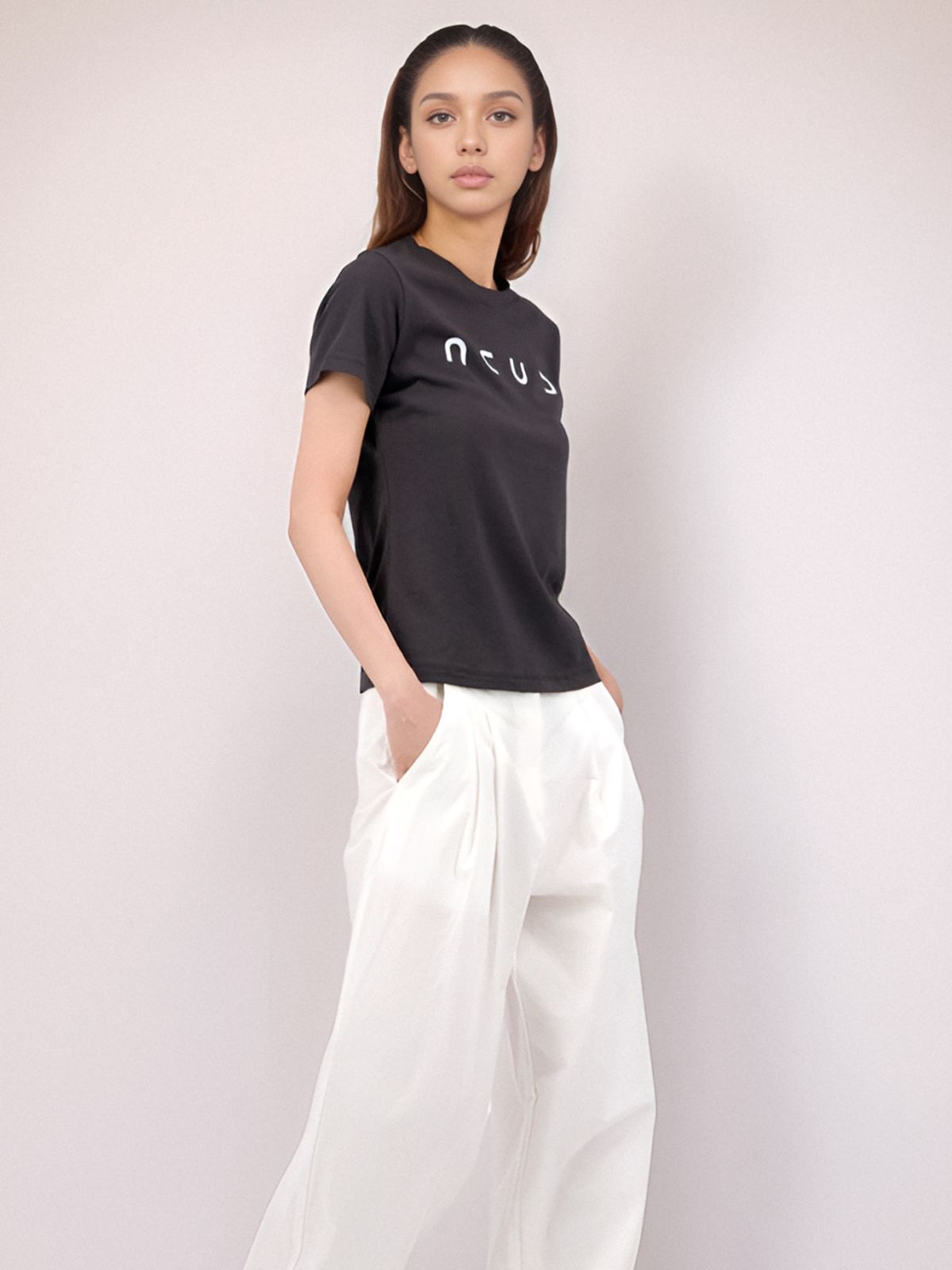 아쿠드(ACUD) Half Sleeve Logo T-shirt _Grey
