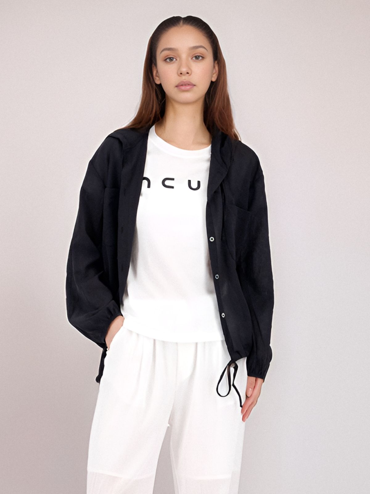 아쿠드(ACUD) Half Sleeve Logo T-shirt _White