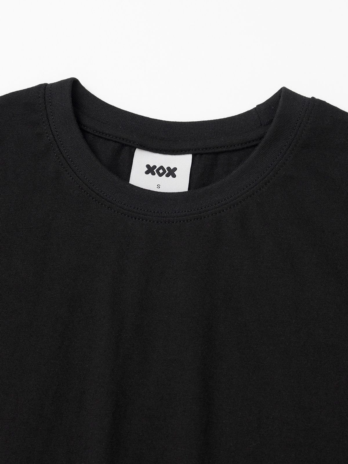 엑스오엑스(XOX) (우먼) 코튼 크롭 티셔츠 [BLACK]