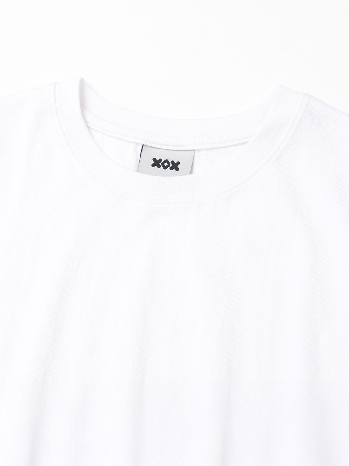 엑스오엑스(XOX) (우먼) 코튼 크롭 티셔츠 [WHITE]