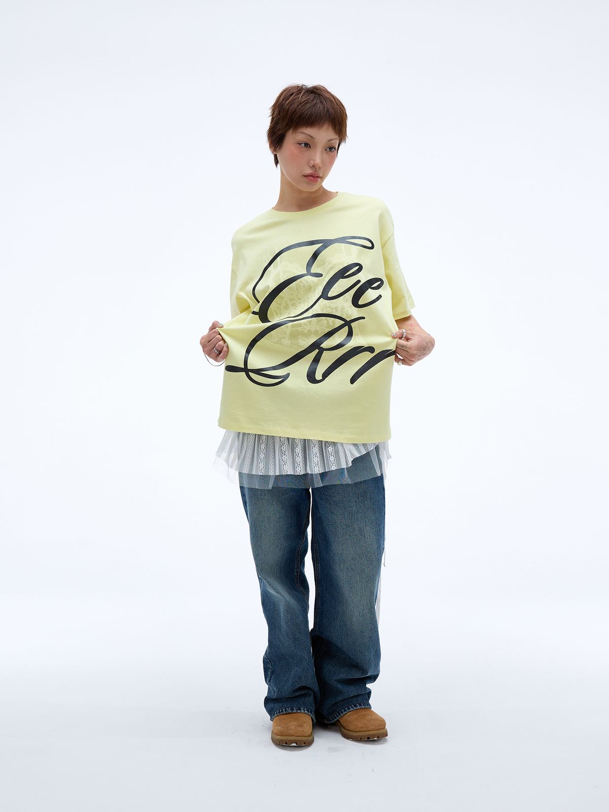 이이이알알알(EEERRR) Big Pearl Logo Corset Printing T-shirt (Light yellow)