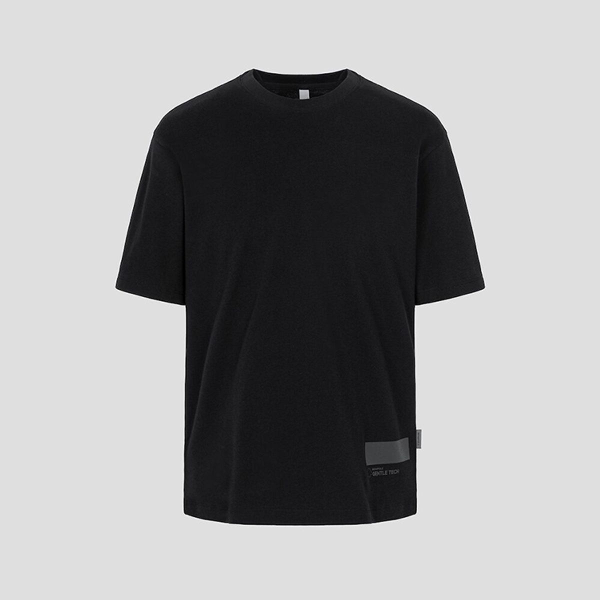 빈폴 멘(BEANPOLE MEN) 젠틀테크 레터링 그래픽 반소매 티셔츠  블랙