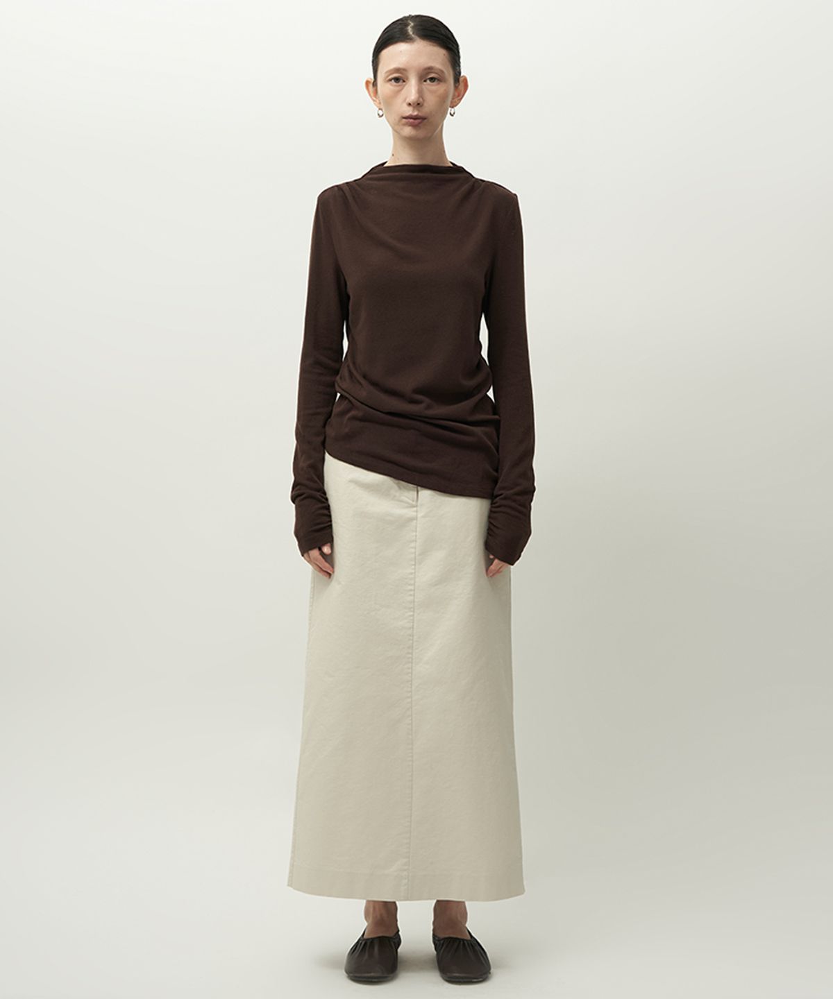 러프사이드 화이트라벨(ROUGH SIDE WHITE LABEL) Drape Long Sleeve Brown