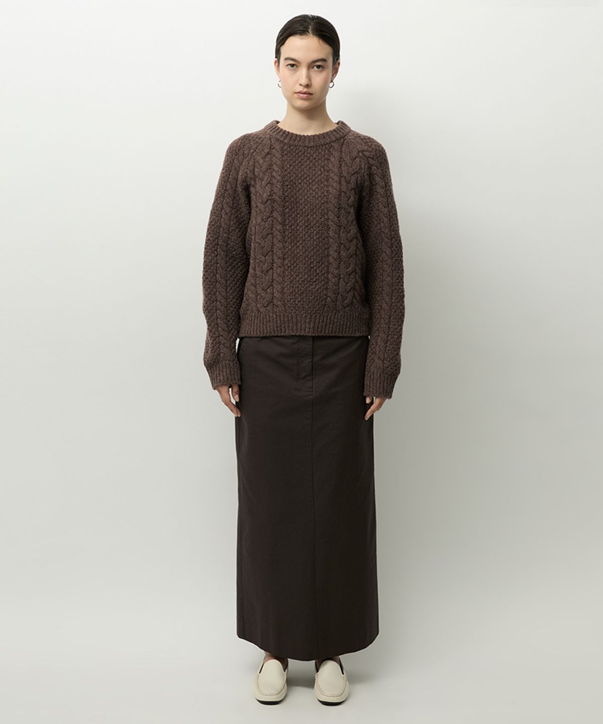 러프사이드 화이트라벨(ROUGH SIDE WHITE LABEL) Shetland Cable Knit Brown