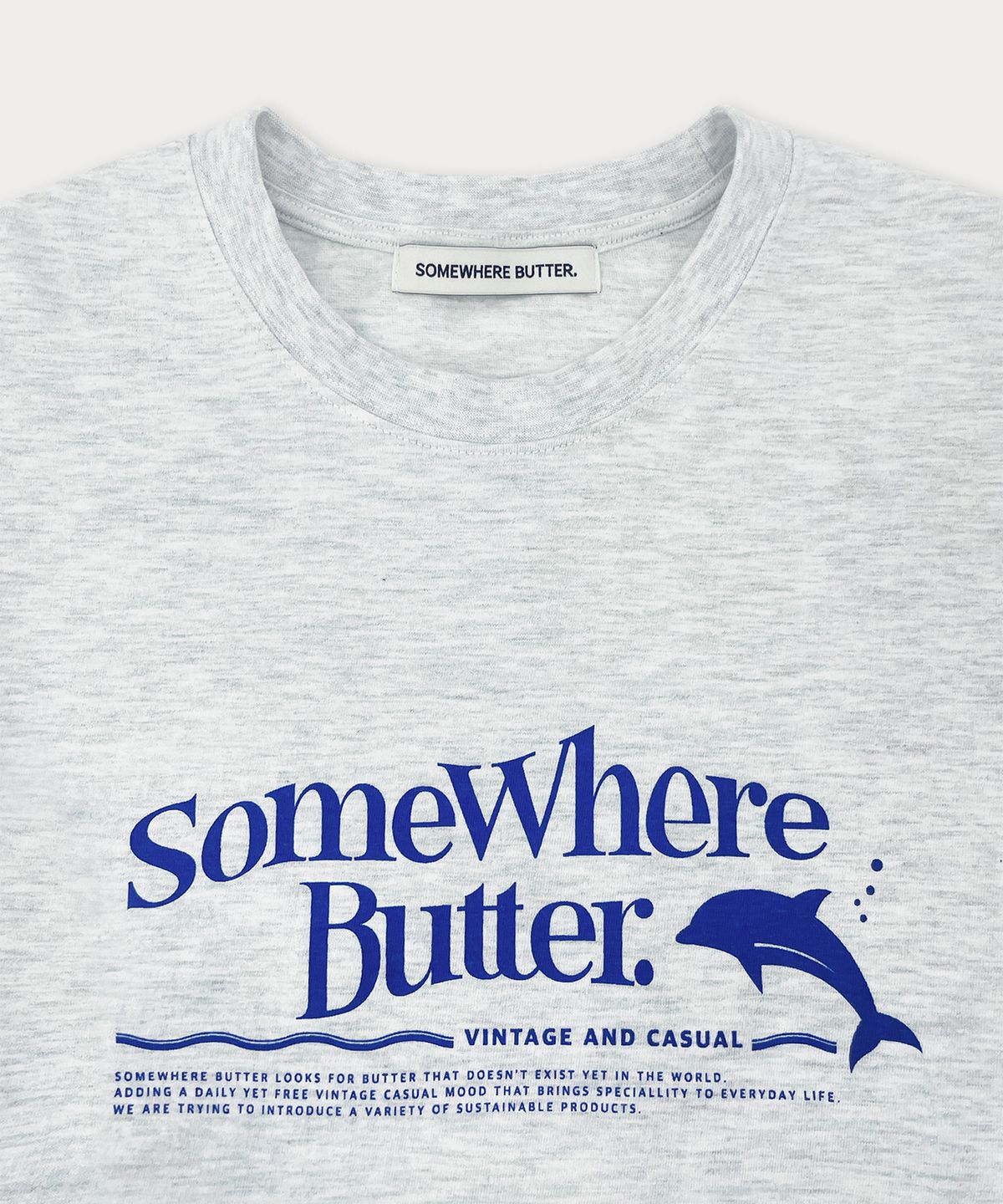 썸웨어버터(SOMEWHEREBUTTER) Dolphin Wave Logo Over-Fit Top - White Melange