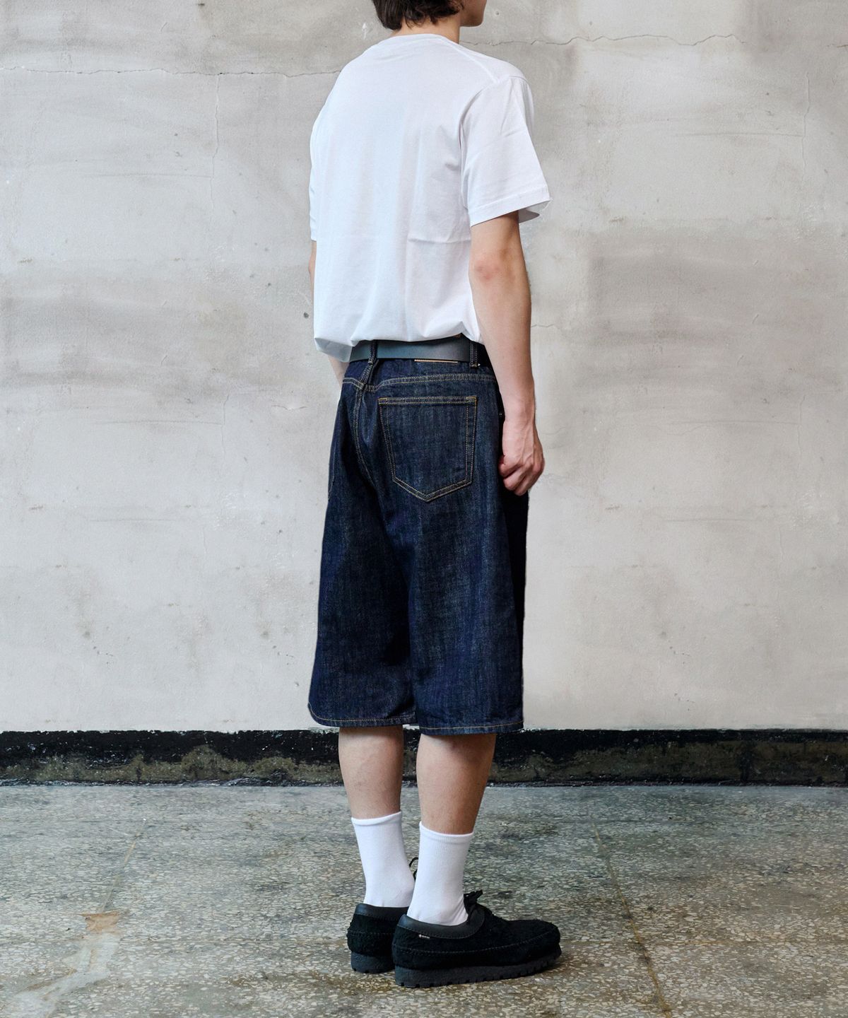덴메이드(DENMADE) DEN0891 Mid-Indigo Selvedge Bermuda Pants