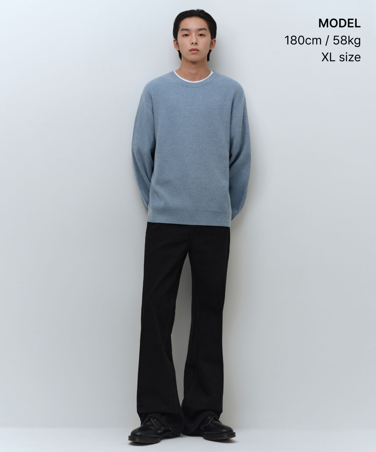 무신사 스탠다드(MUSINSA STANDARD) [빅토리아 울] 미니멀 리브드 크루 넥 니트 [스카이 블루]