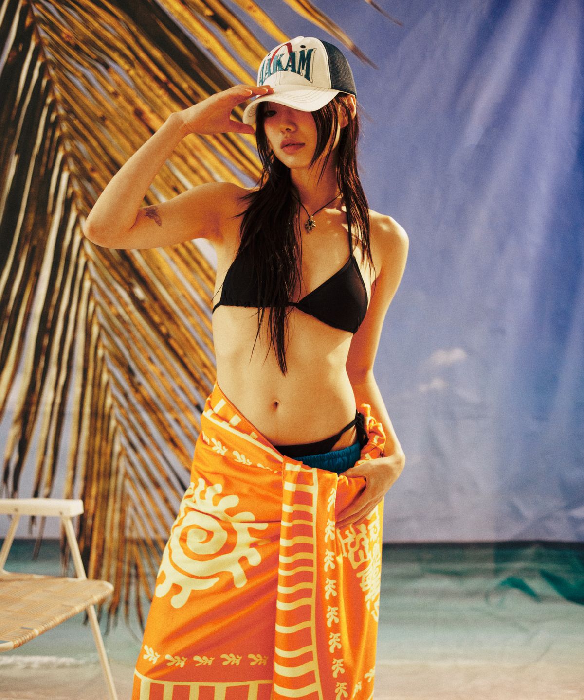 아캄(AAKAM) Needlework Symbol Ball Cap (White)