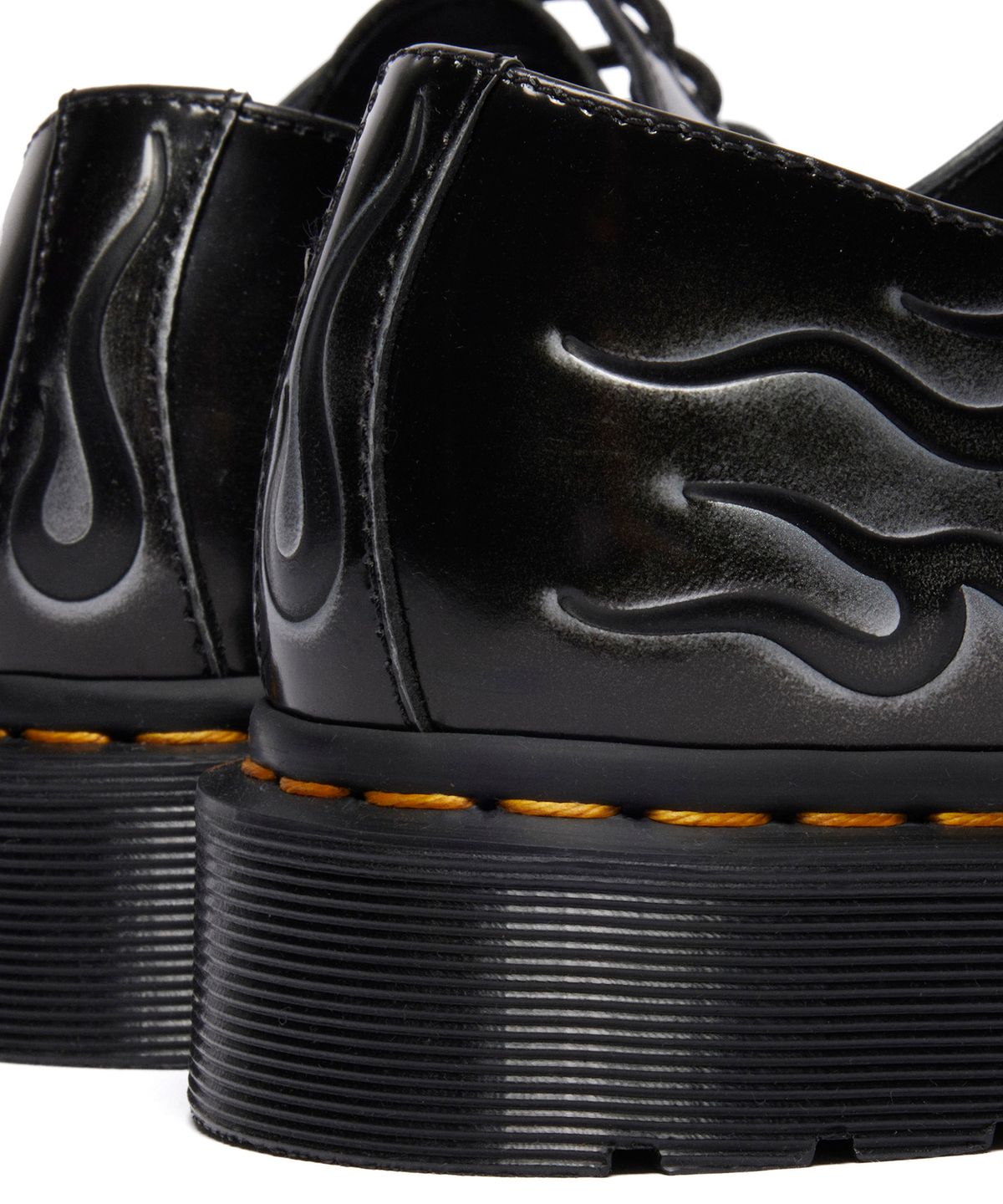 닥터마틴(DR.MARTENS) 1461 인페르노 3홀 - 블랙:실버 / 41765020