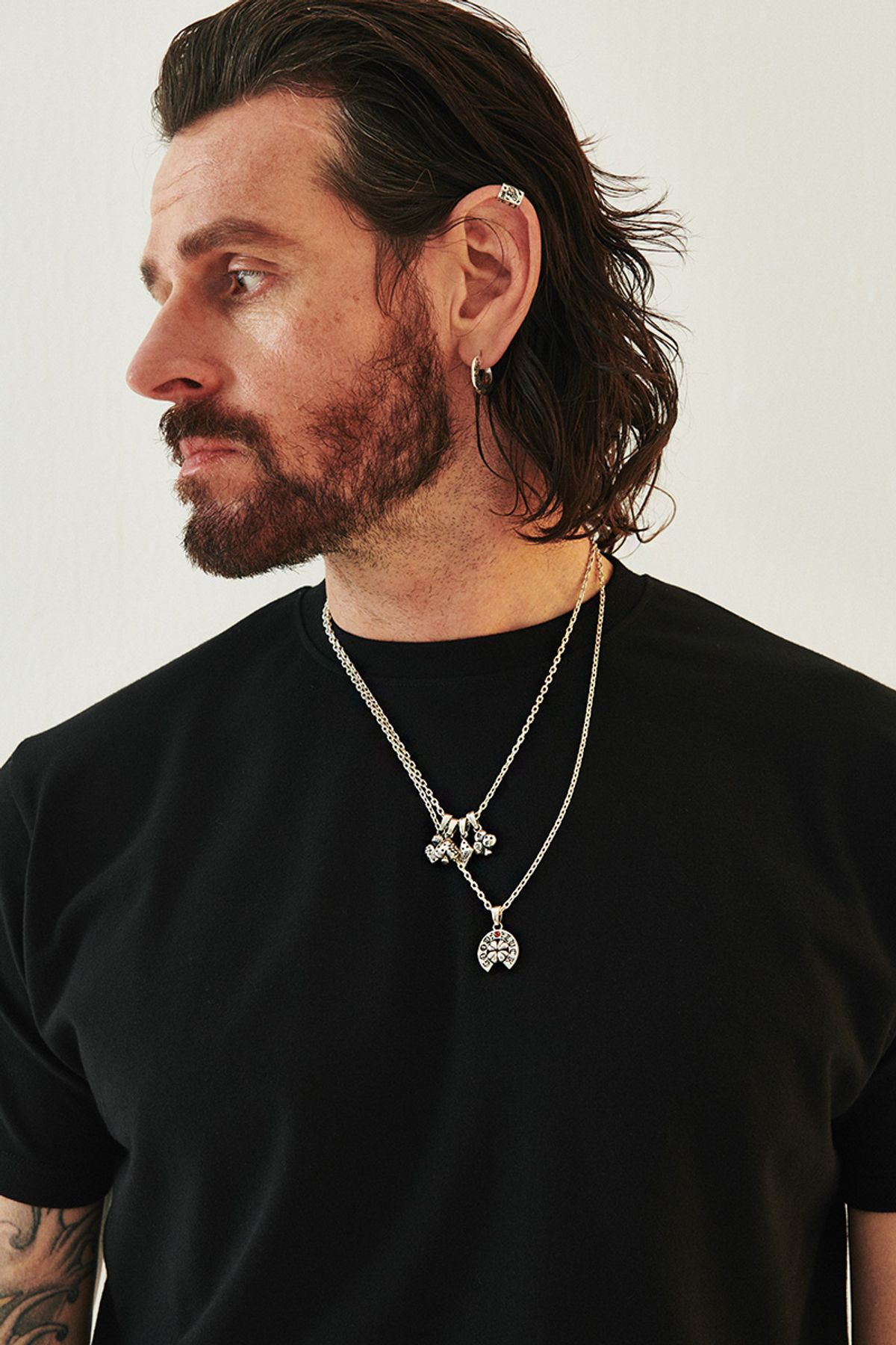 어나니머스아티즌(ANONYMOUS ARTISAN) Oldschool Flower Ear Cuff