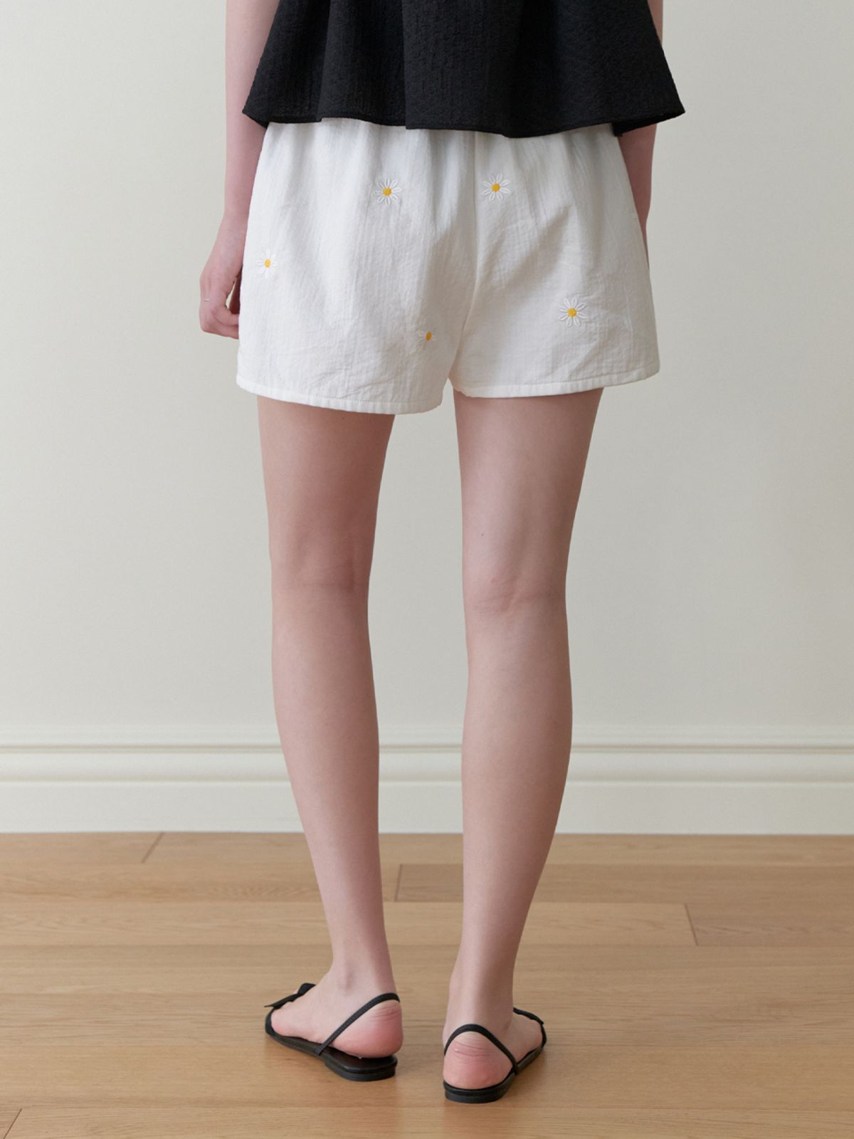 리엘(RE L) Rudbeckia shorts (yellow flower)
