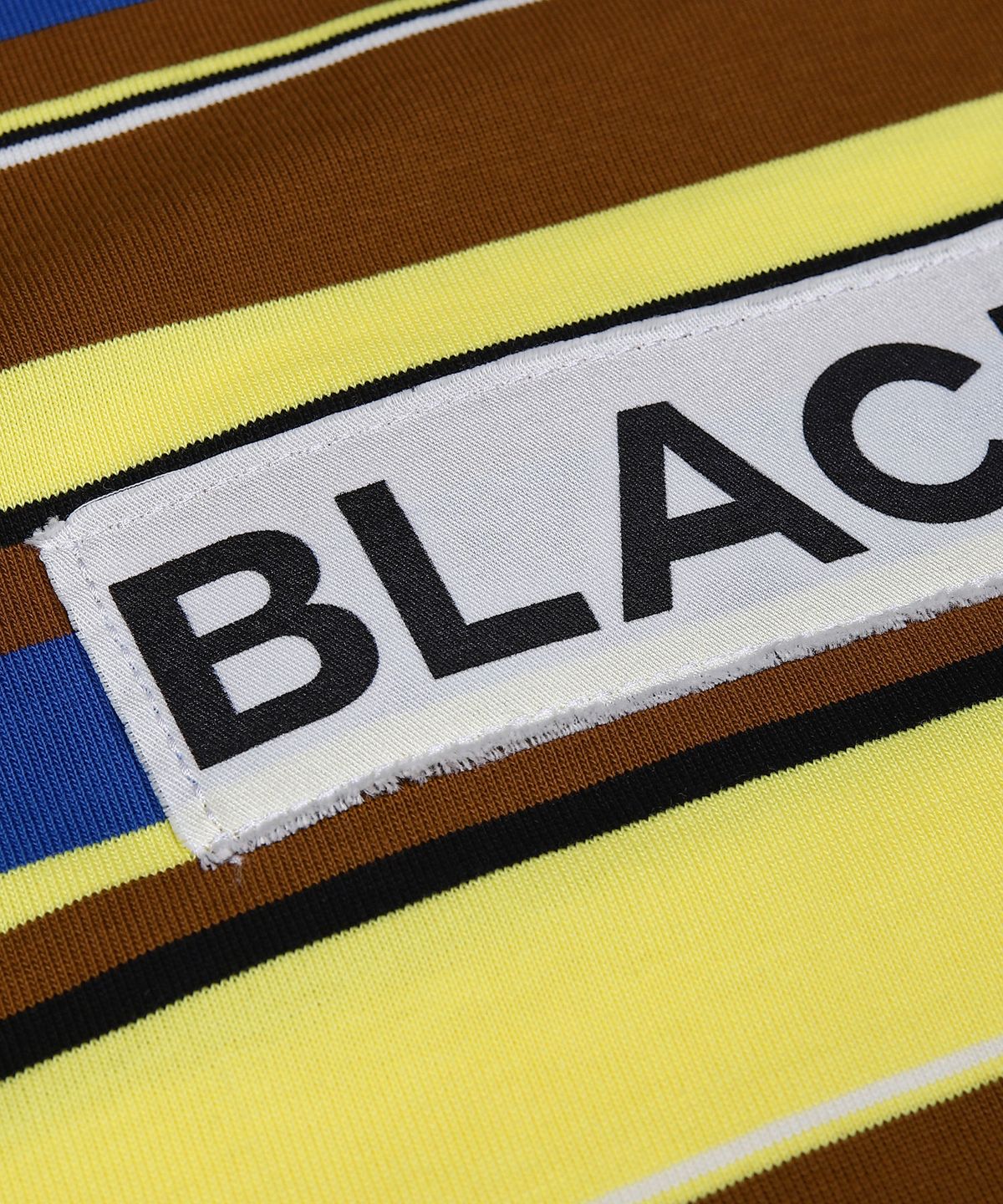 블랙블론드(BLACKBLOND) 비비디 멀티 스트라이프 패치 로고 반팔티 (블루)