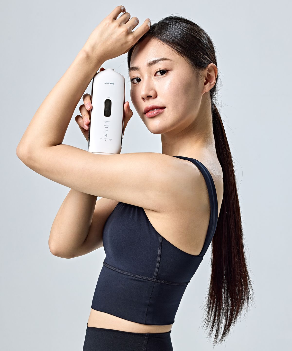 이네브(INEVV) 블랙 사파이어 쿨링 IPL 레이저 제모 의료기기