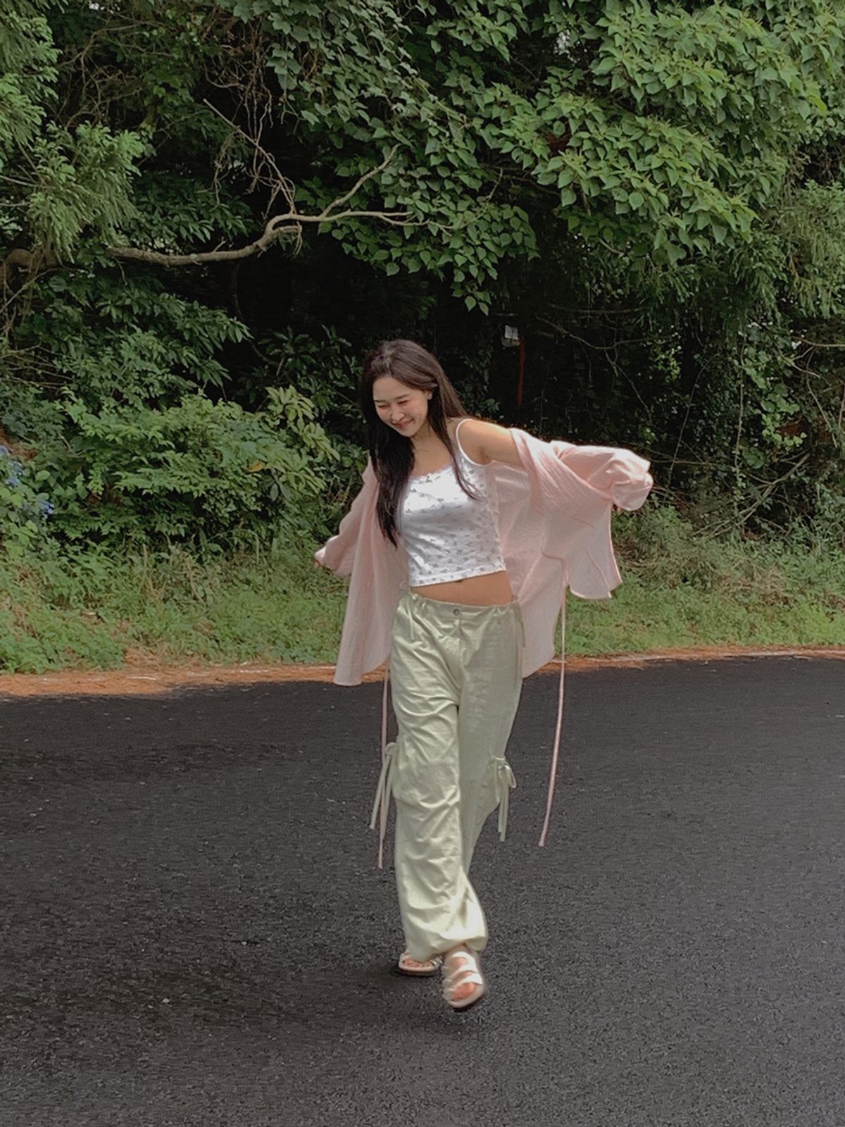 랭앤루(LANGNLU) TERNI Ribbon Shirring Pants(테르니)_LIGHT GREEN