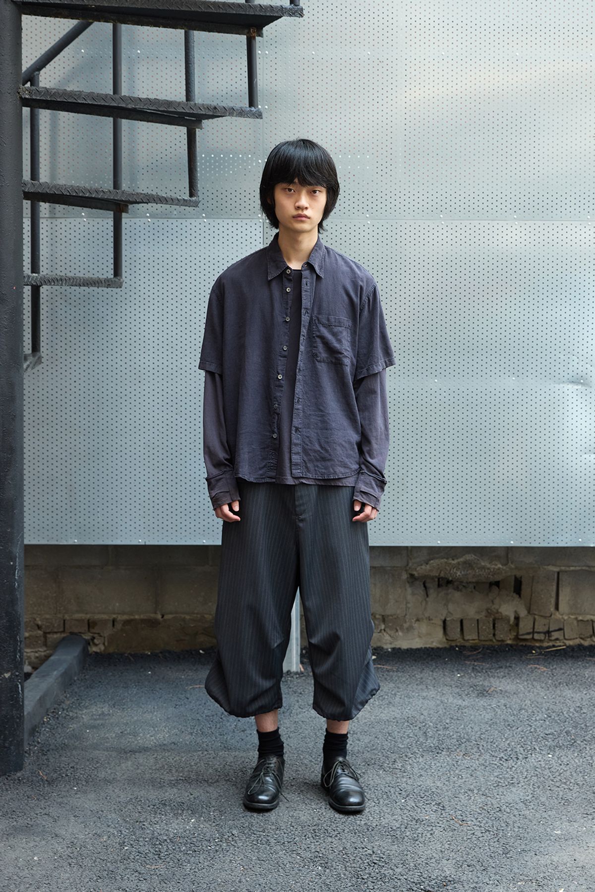 해칭룸(HATCHINGROOM) Snow Shorts Wool Stripe Grey