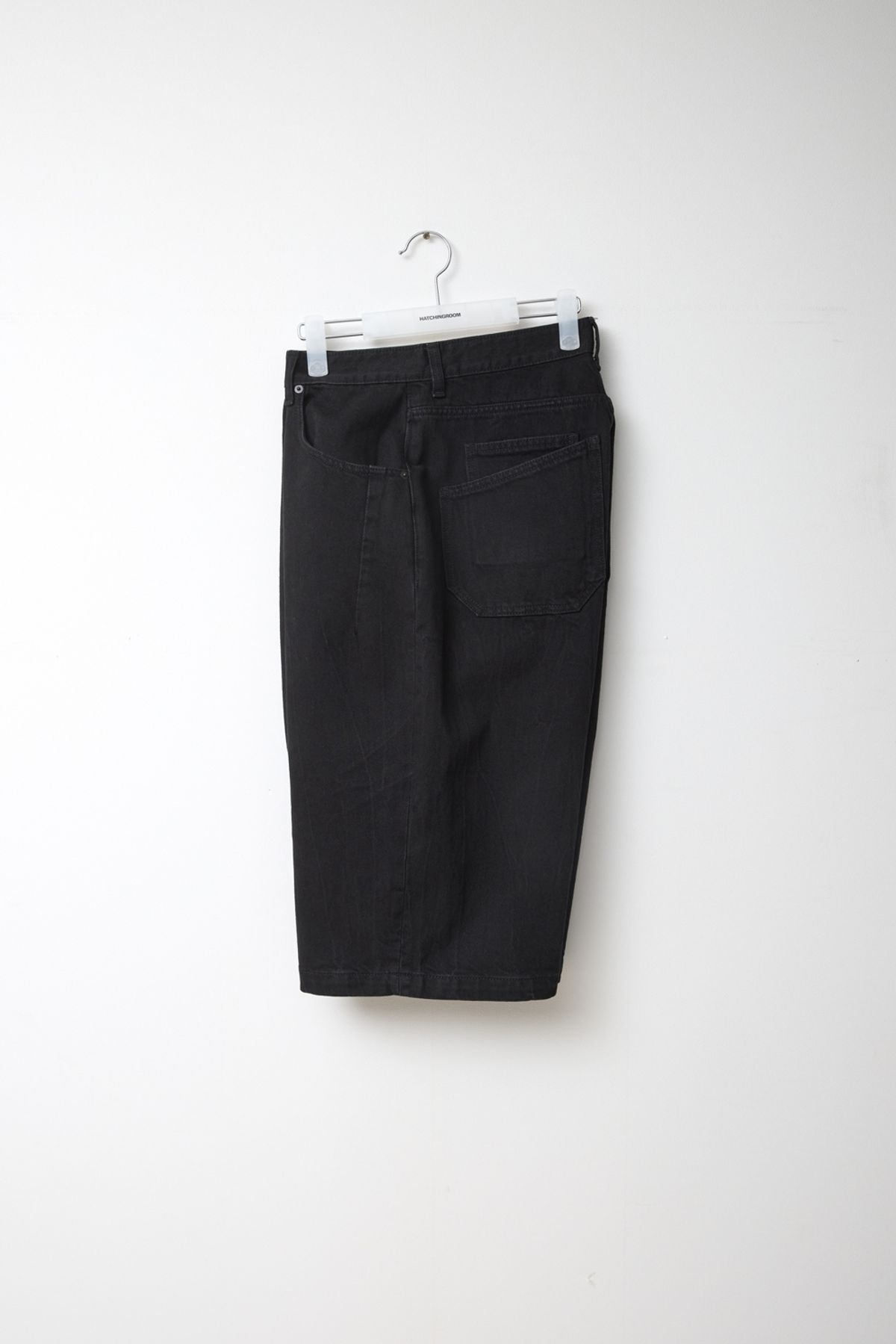 해칭룸(HATCHINGROOM) Bermuda Denim Shorts Crinkle Black