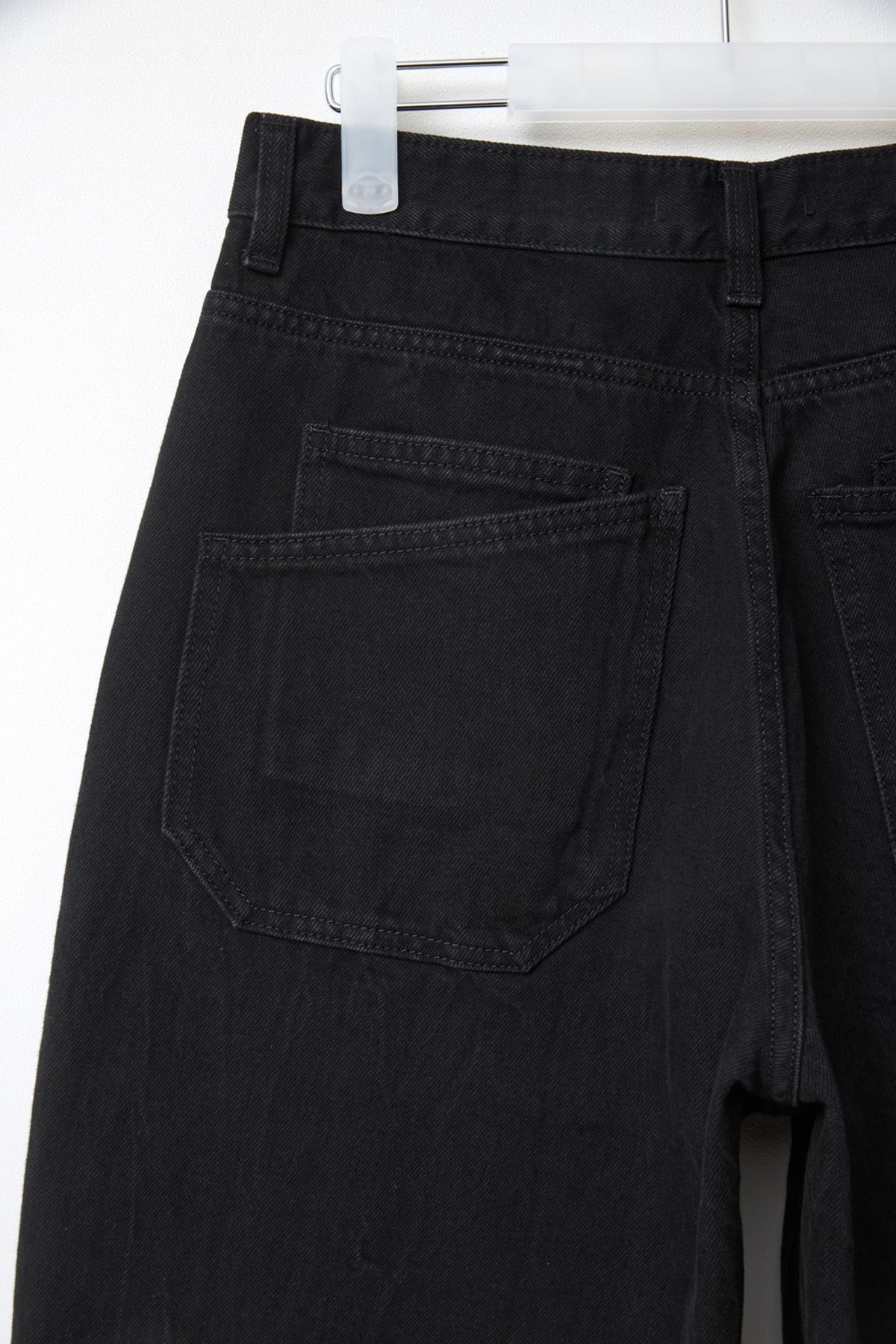 해칭룸(HATCHINGROOM) Bermuda Denim Shorts Crinkle Black