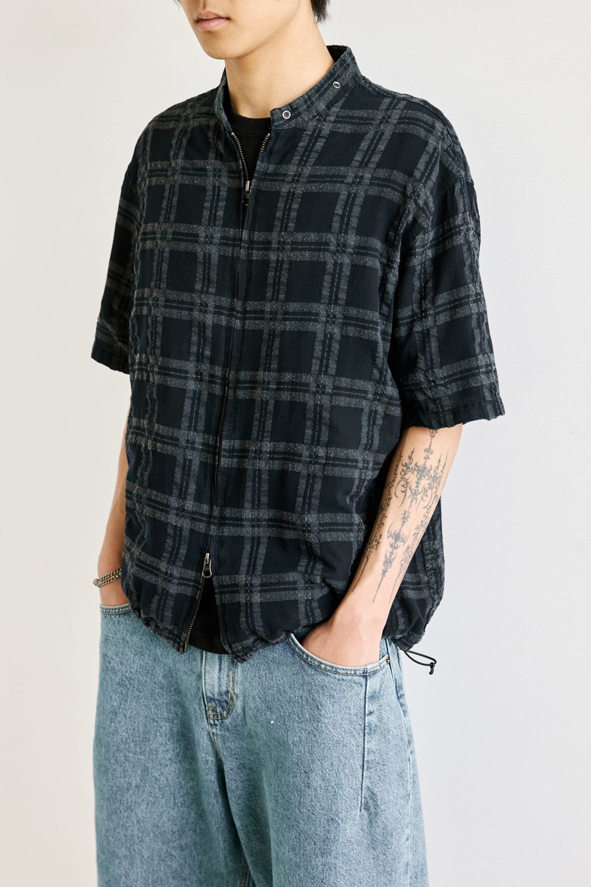 해칭룸(HATCHINGROOM) Shirket Over Dyed Check Dark Navy