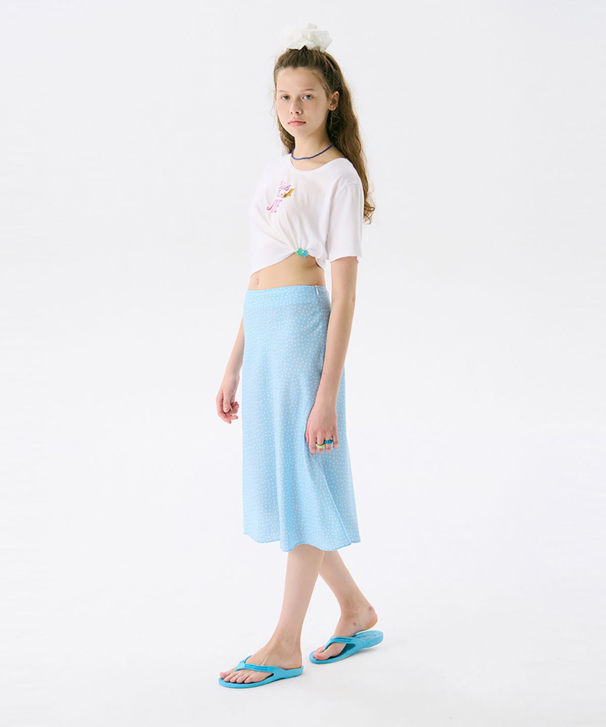 준준스페이스(JUNEJUNE SPACE) Midi Flare Skirt_Light Blue(미디 플레어 스커트_라이트 블루)