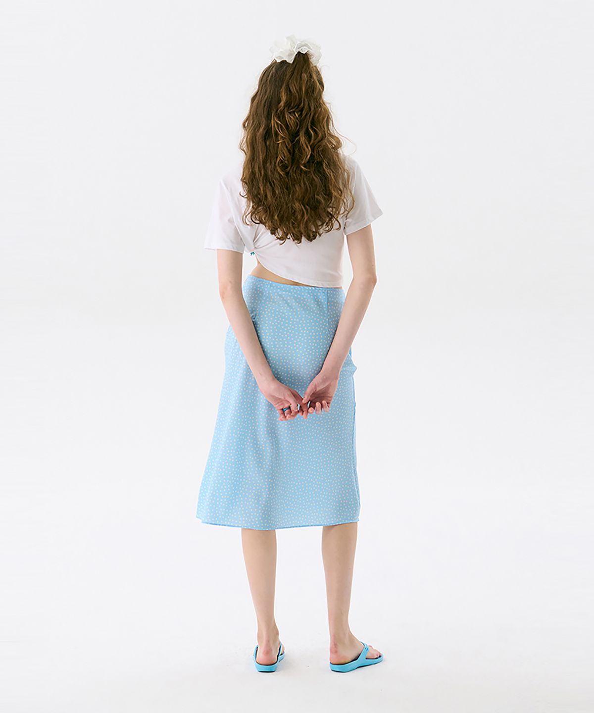 준준스페이스(JUNEJUNE SPACE) Midi Flare Skirt_Light Blue(미디 플레어 스커트_라이트 블루)