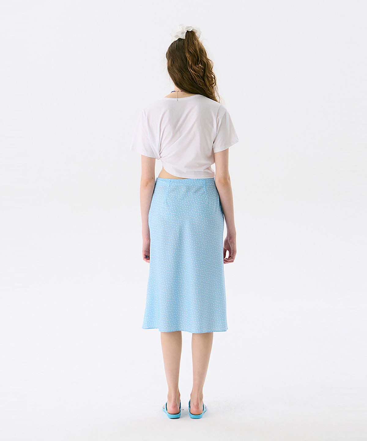 준준스페이스(JUNEJUNE SPACE) Midi Flare Skirt_Light Blue(미디 플레어 스커트_라이트 블루)