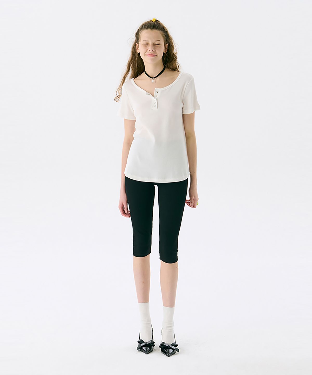 준준스페이스(JUNEJUNE SPACE) Capri leggings_Black (카프리 레깅스_블랙)