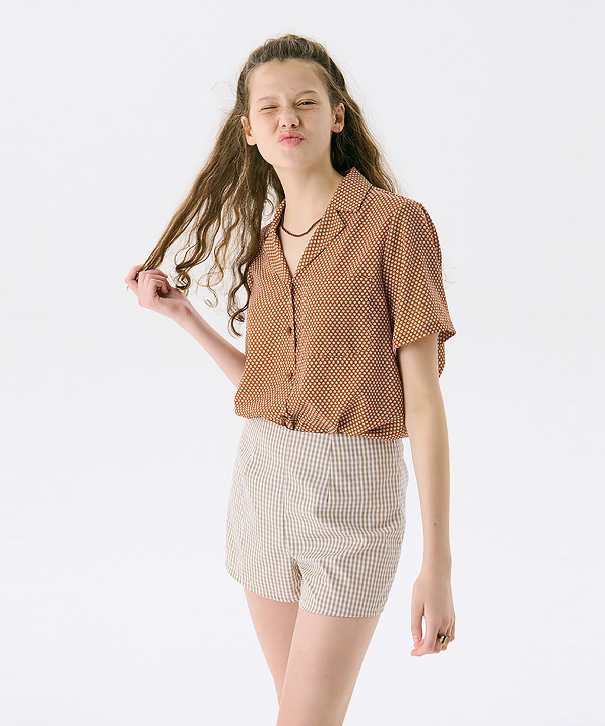 준준스페이스(JUNEJUNE SPACE) Pattern Shorts_Beige(패턴 반바지_베이지)