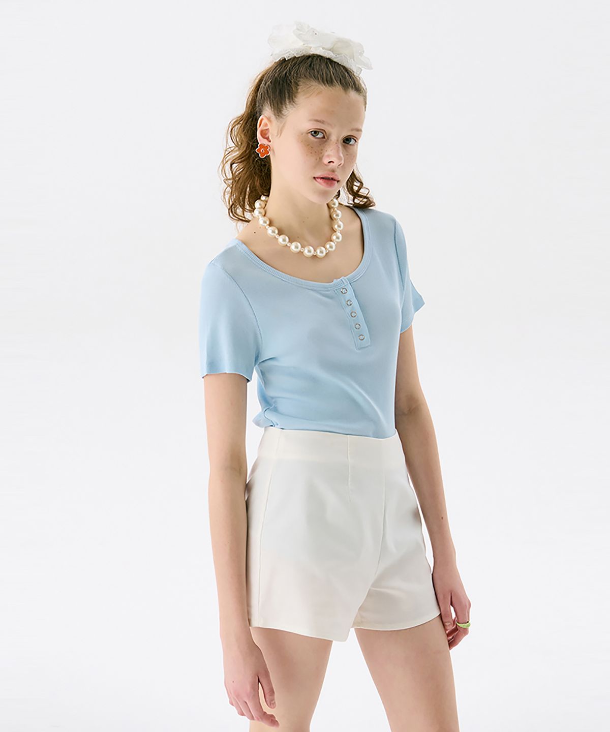 준준스페이스(JUNEJUNE SPACE) Henry Neck Half T_Light Blue(헨리넥 하프 티_라이트 블루)