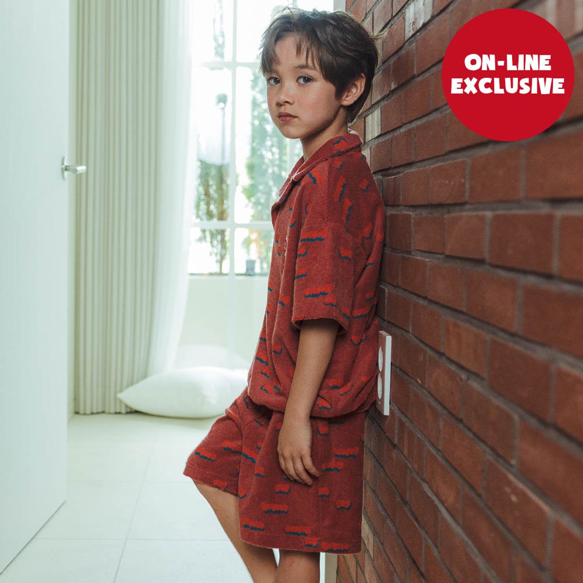 벨리타앤보이즈(BELITANBOYS) 클라우드올오버테리 카라셔츠쇼츠상하복 BK5MST32BR