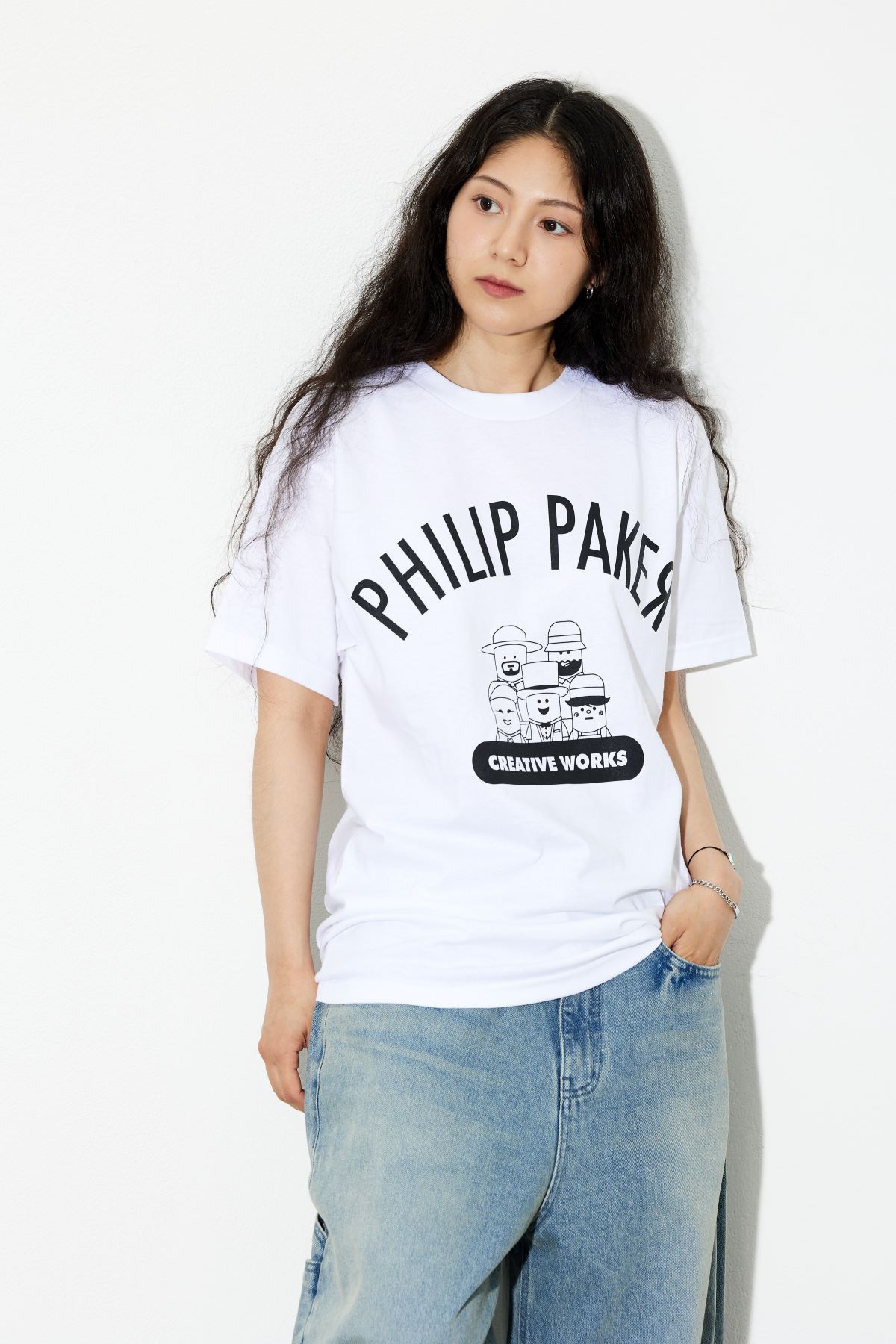 필립페이커(PHILIPPAKER) 패밀리 반팔티셔츠 화이트