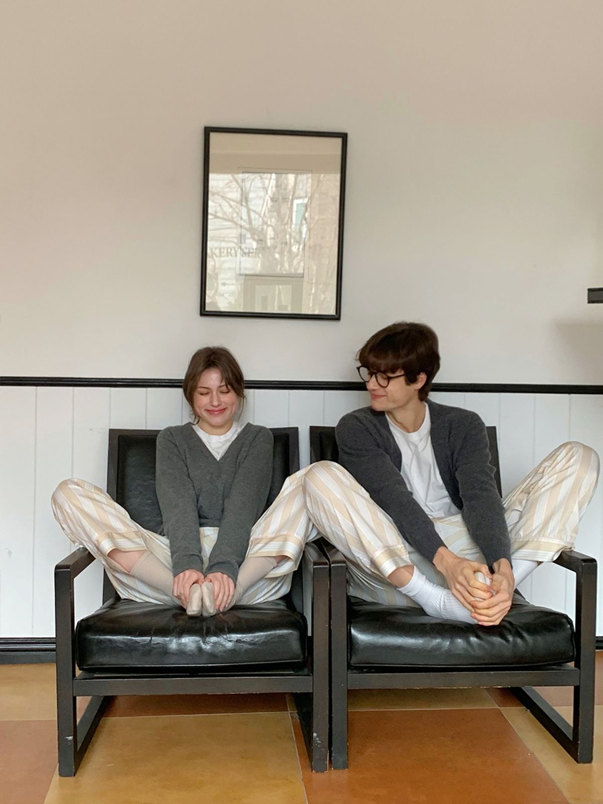 비비홈(VIVIHOME) (uni) 베이지 스트라이프 면모달 팬츠