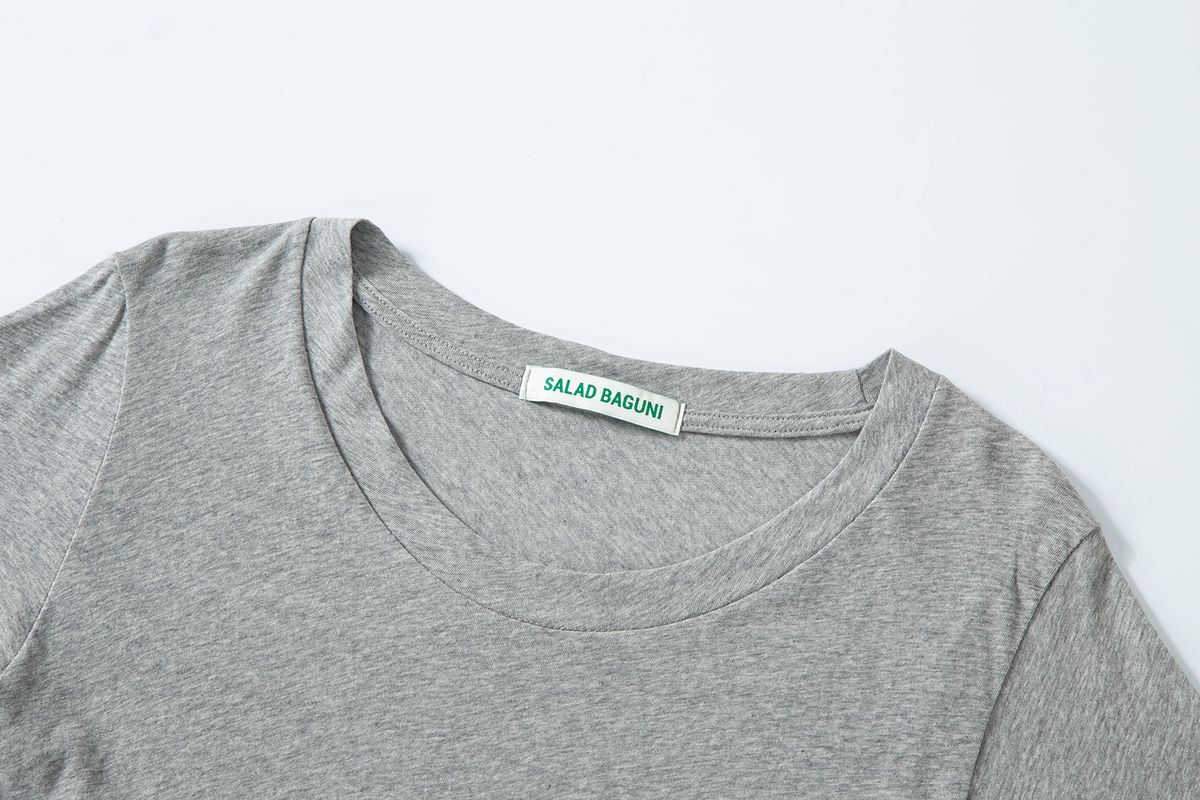 샐러드바구니(SALAD BAGUNI) Soft u-neck signature tee - gray