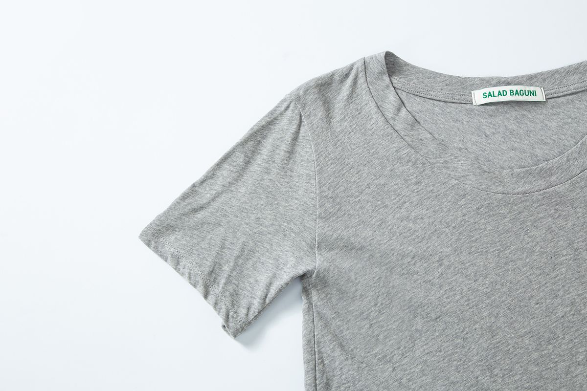 샐러드바구니(SALAD BAGUNI) Soft u-neck signature tee - gray