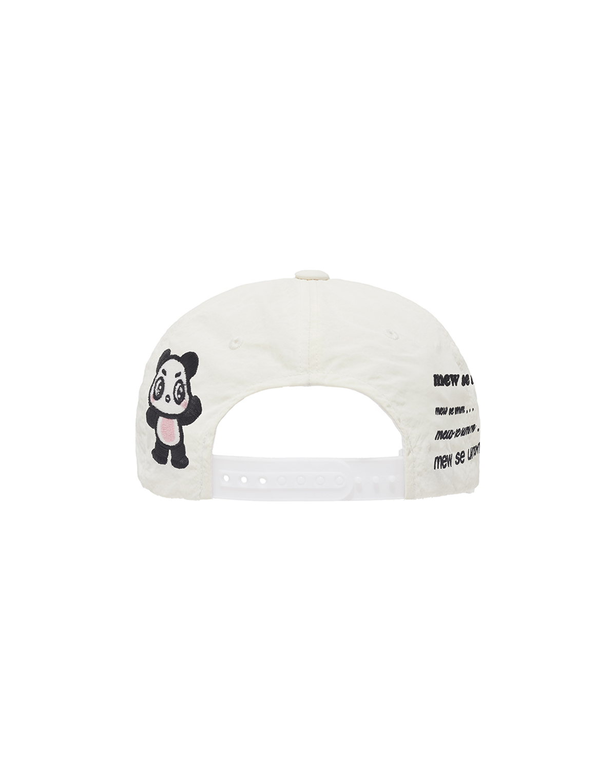 더뮤지엄비지터(THEMUSEUMVISITOR) HEART PANDA NYLON CAP (WHITE)
